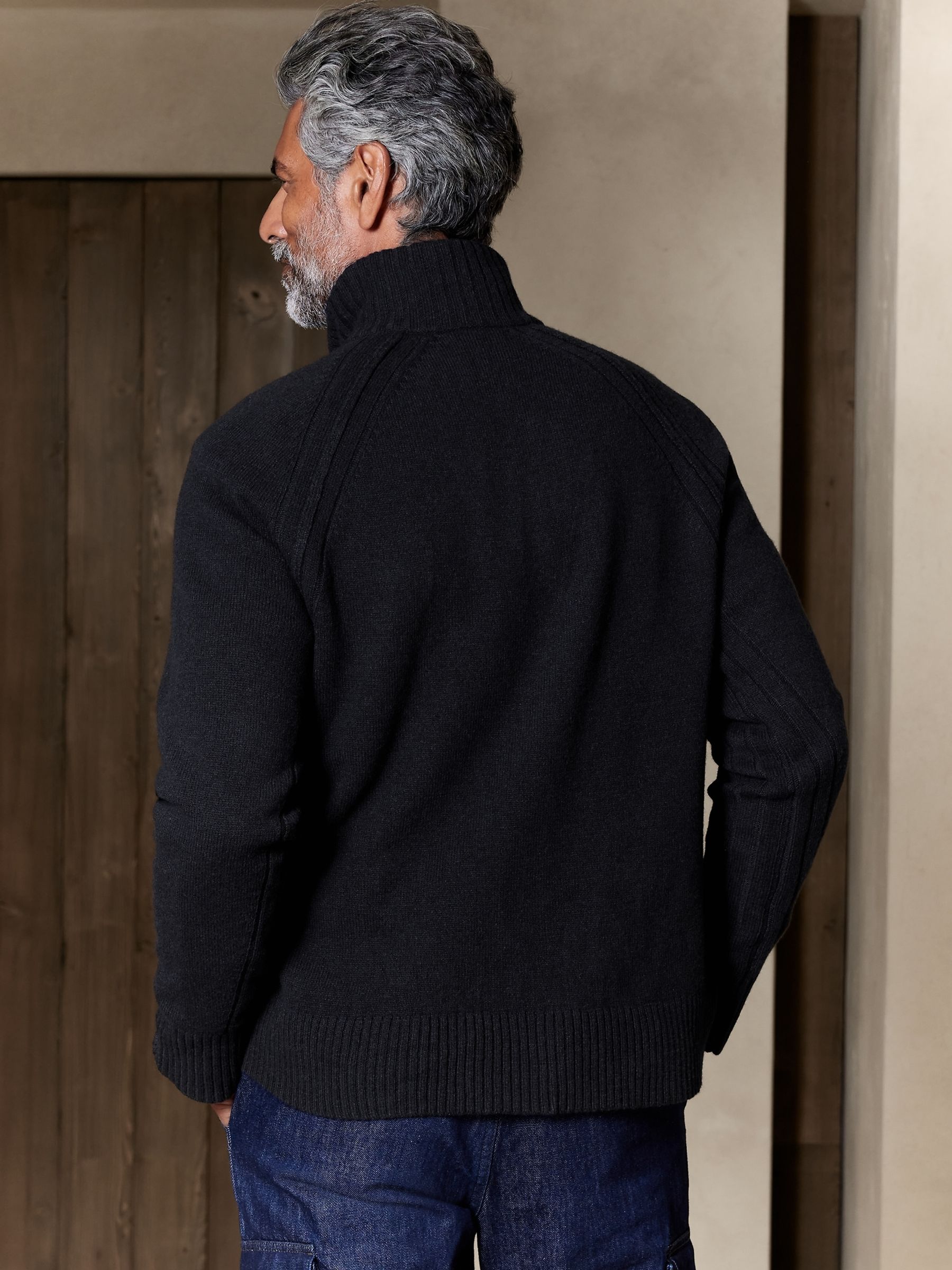 Banana Republic Navy Blue Mock-Neck Jumper - Image 2 of 4