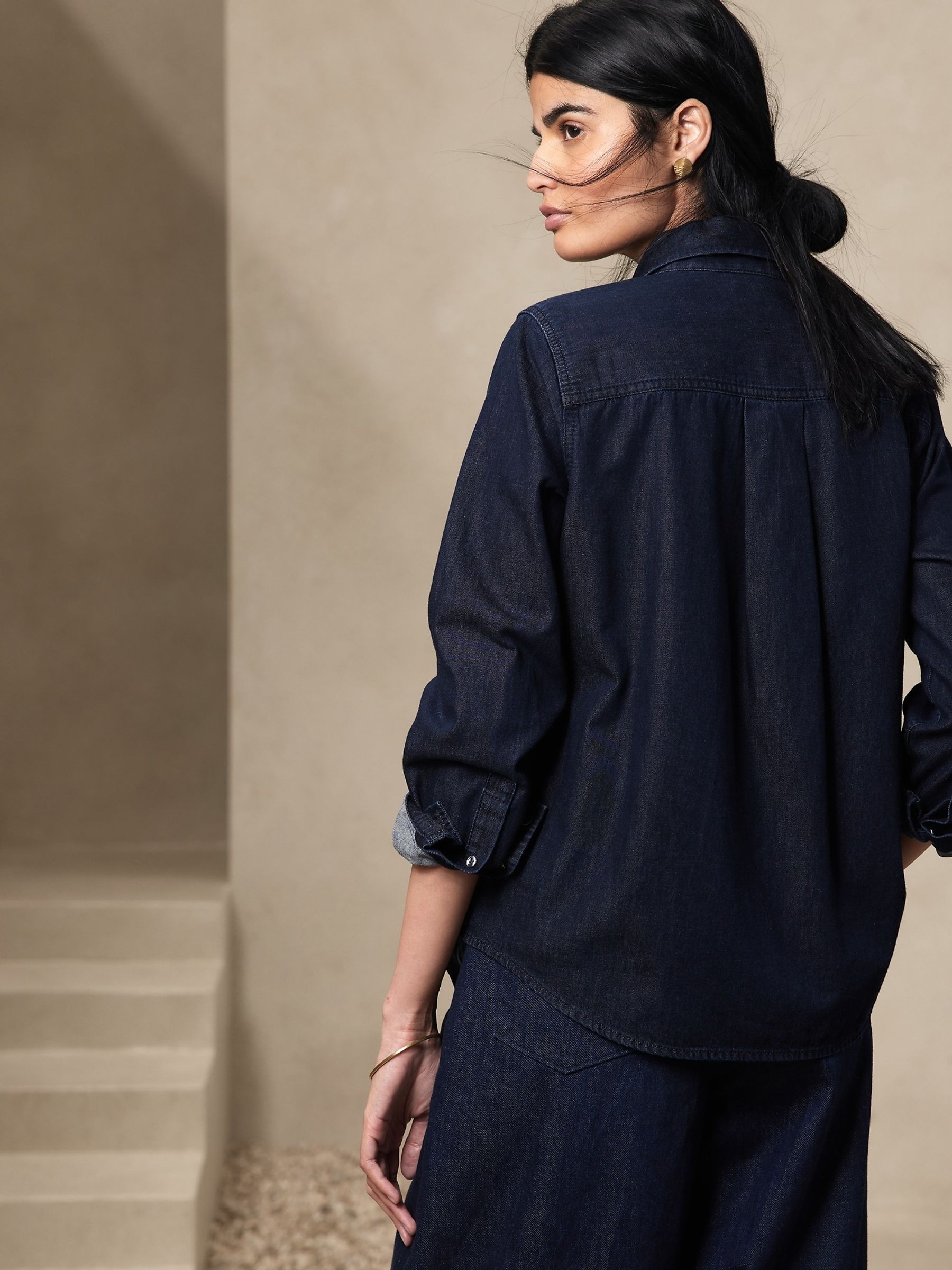 Banana Republic Blue Classic Denim Shirt - Image 2 of 4