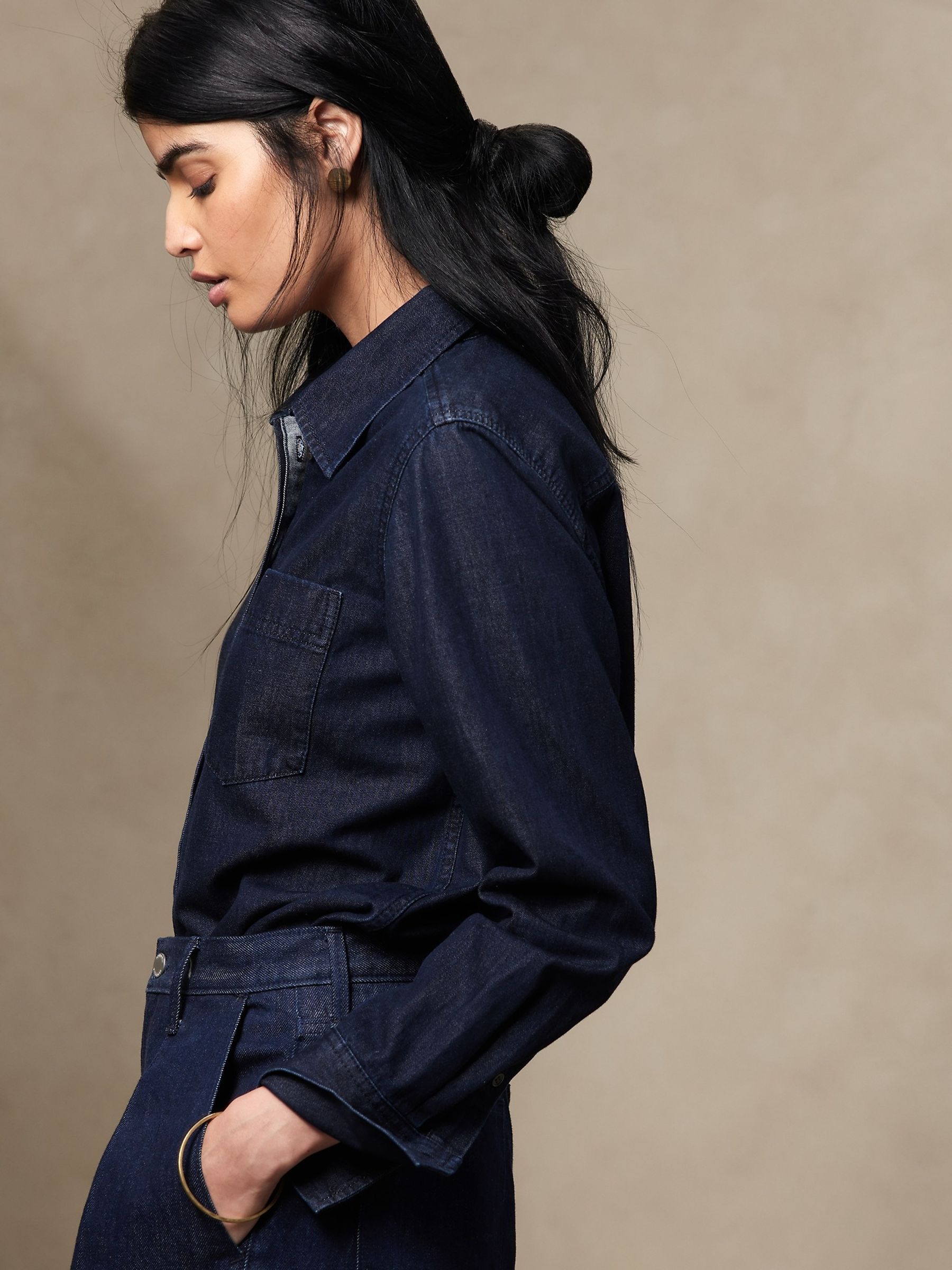 Banana Republic Blue Classic Denim Shirt - Image 3 of 4