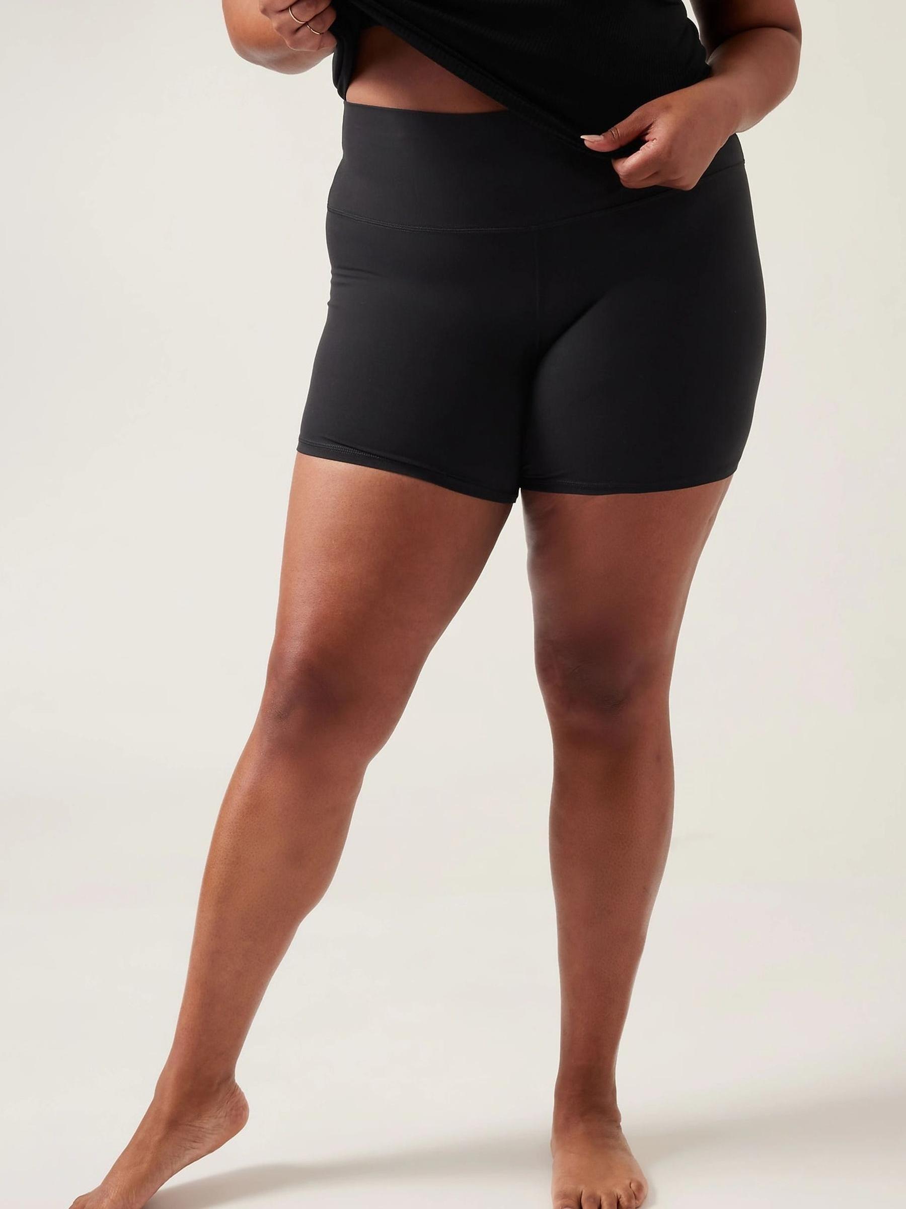 Athleta Black Transcend 5 Inch Mid Rise Cycle Shorts - Image 4 of 5