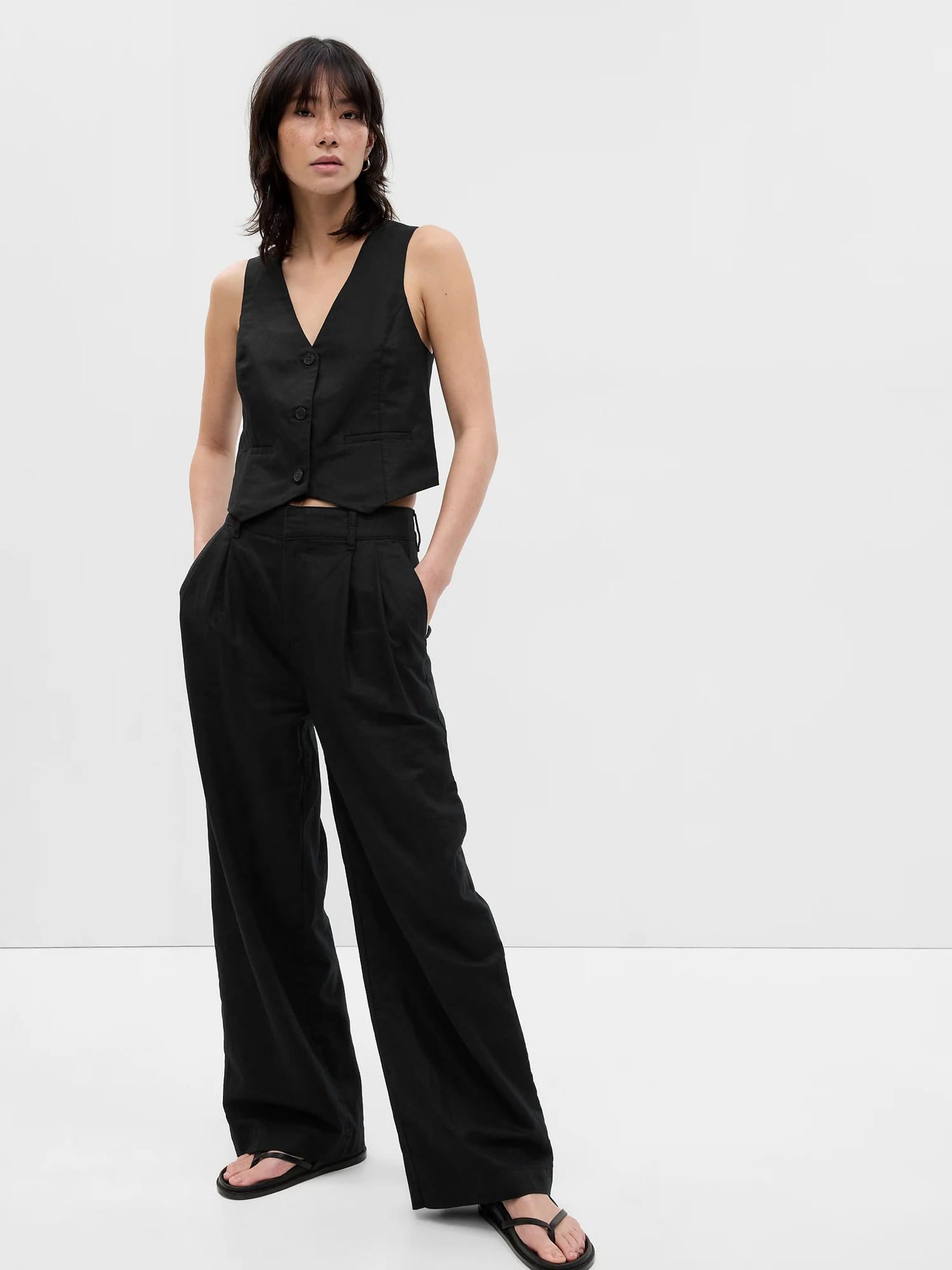 Black Linen Blend Pleated Trousers Gap