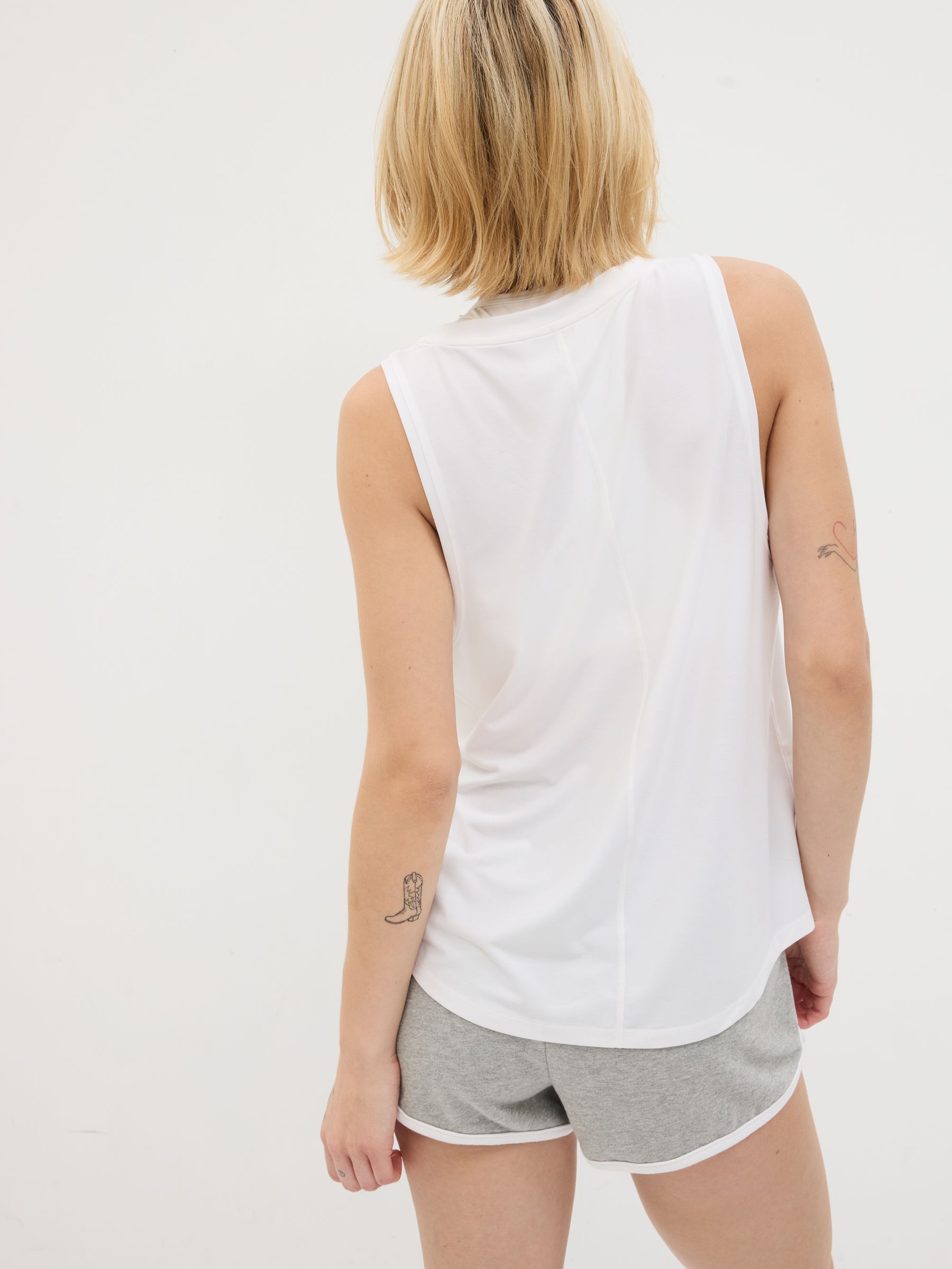 White Sleevless Muscle Vest - Image 2 of 3