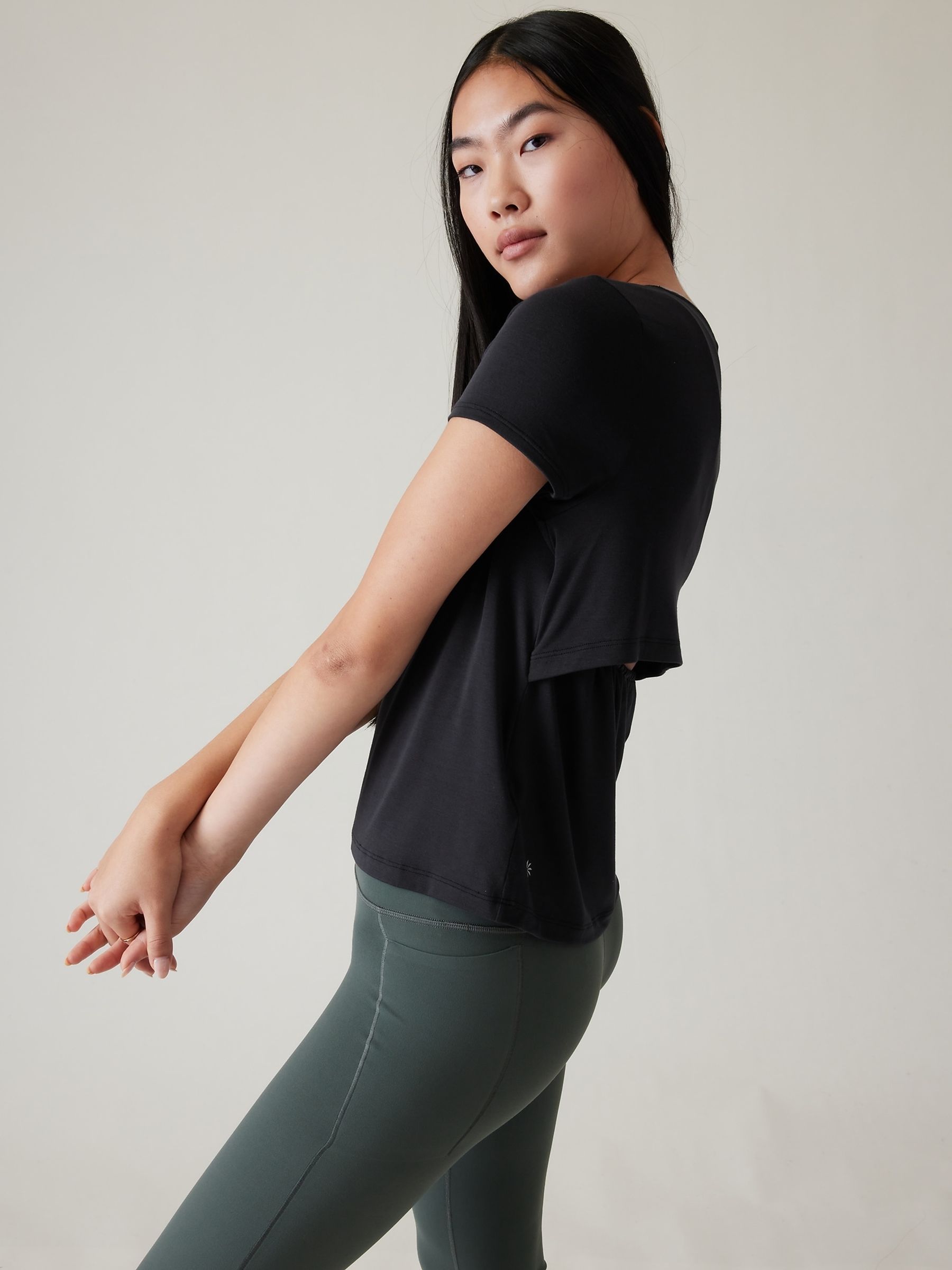 Athleta Black Short Sleeve Crew Neck Air Out T-Shirt - Image 3 of 7