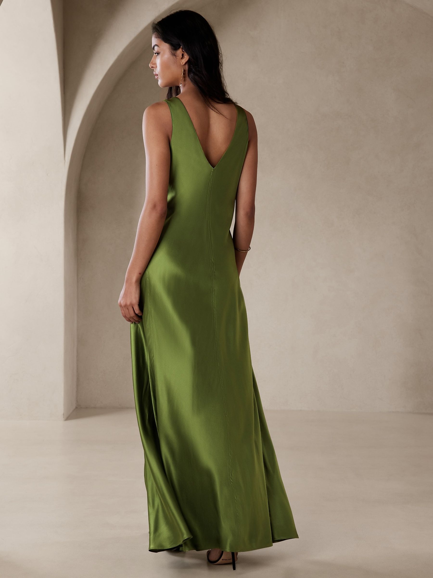 Banana Republic Green Eterno Silk Maxi Dress - Image 2 of 3