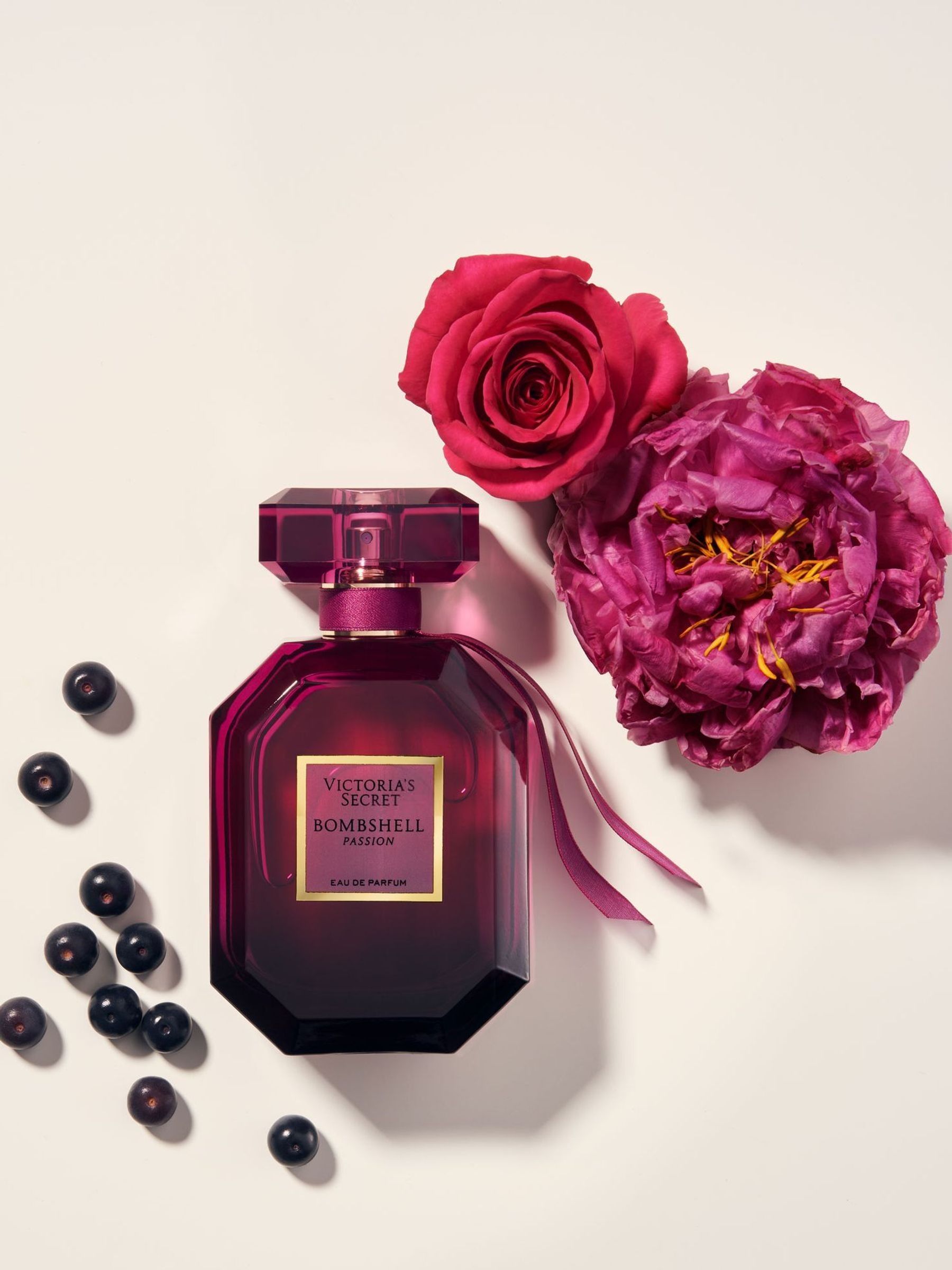 Bombshell Passion Body Mist 75ml - Image 2 of 2