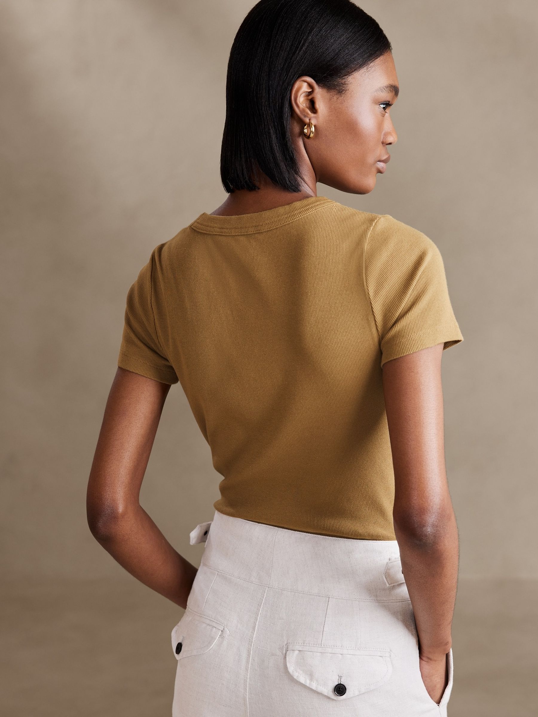 Banana Republic Brown Ribbed Shrunken T-Shirt - Image 2 of 4
