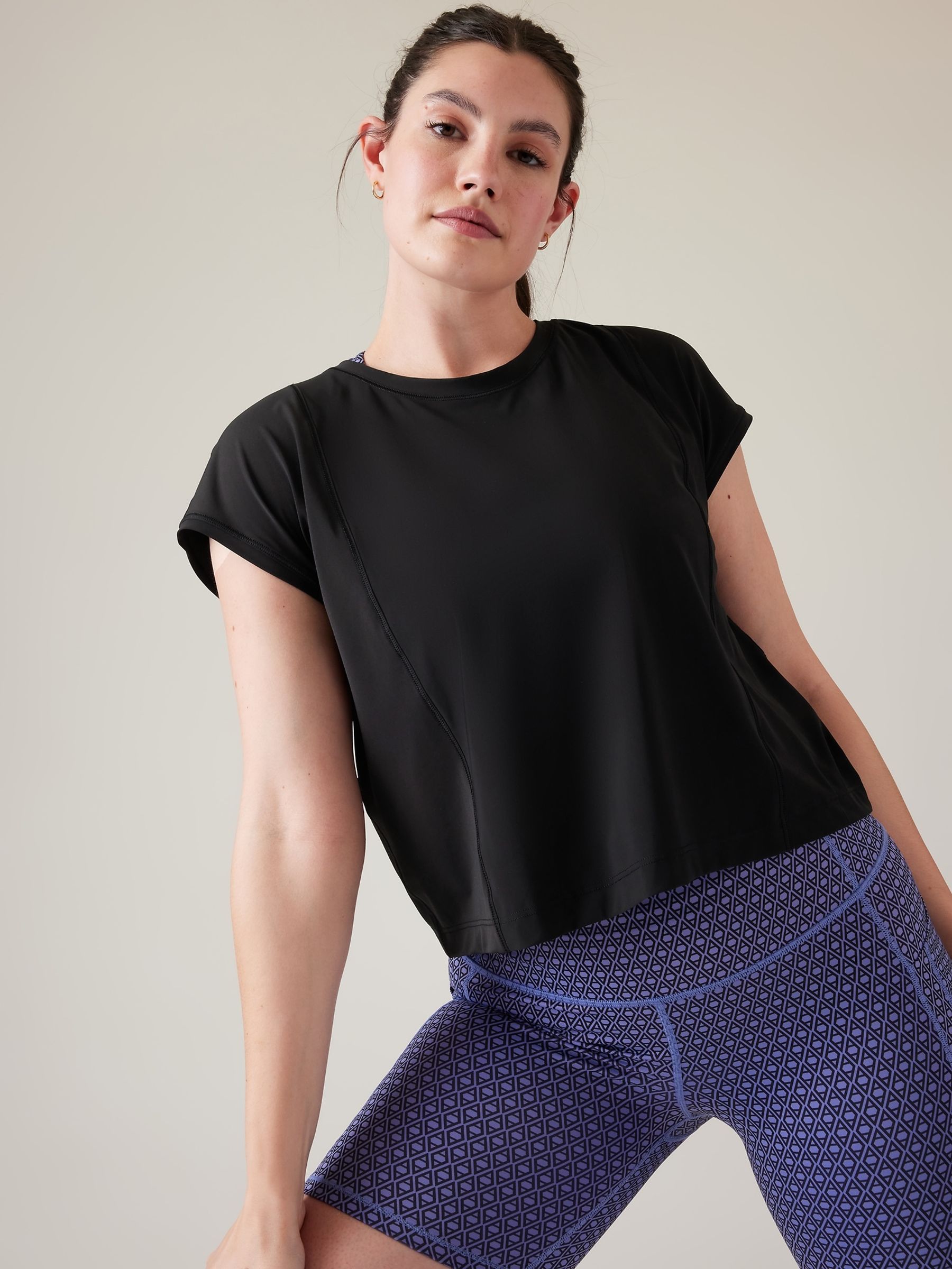 Athleta Black Ultimate Hybrid T-Shirt - Image 4 of 6