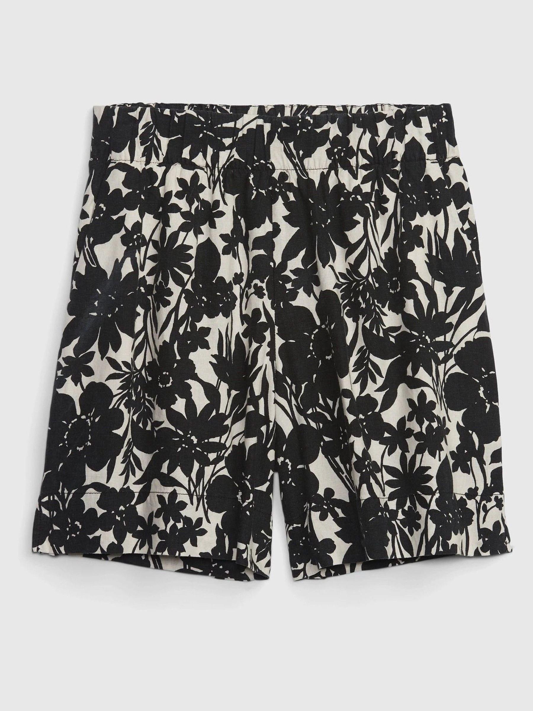 Black and White Floral Print Linen-Blend Pull-On Shorts - Image 6 of 6