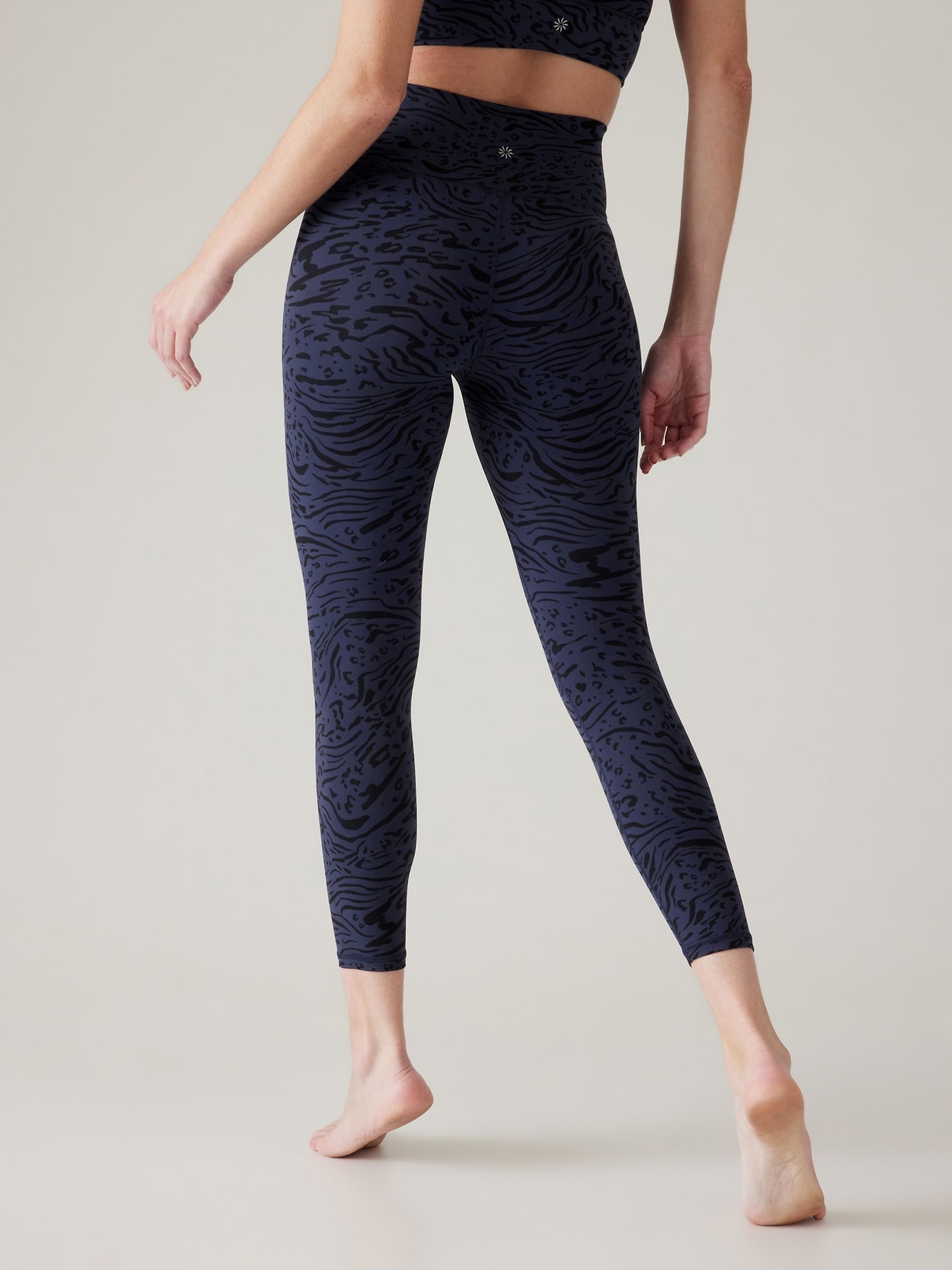 Athleta Blue Transcend 7/8 Leggings - Image 4 of 6