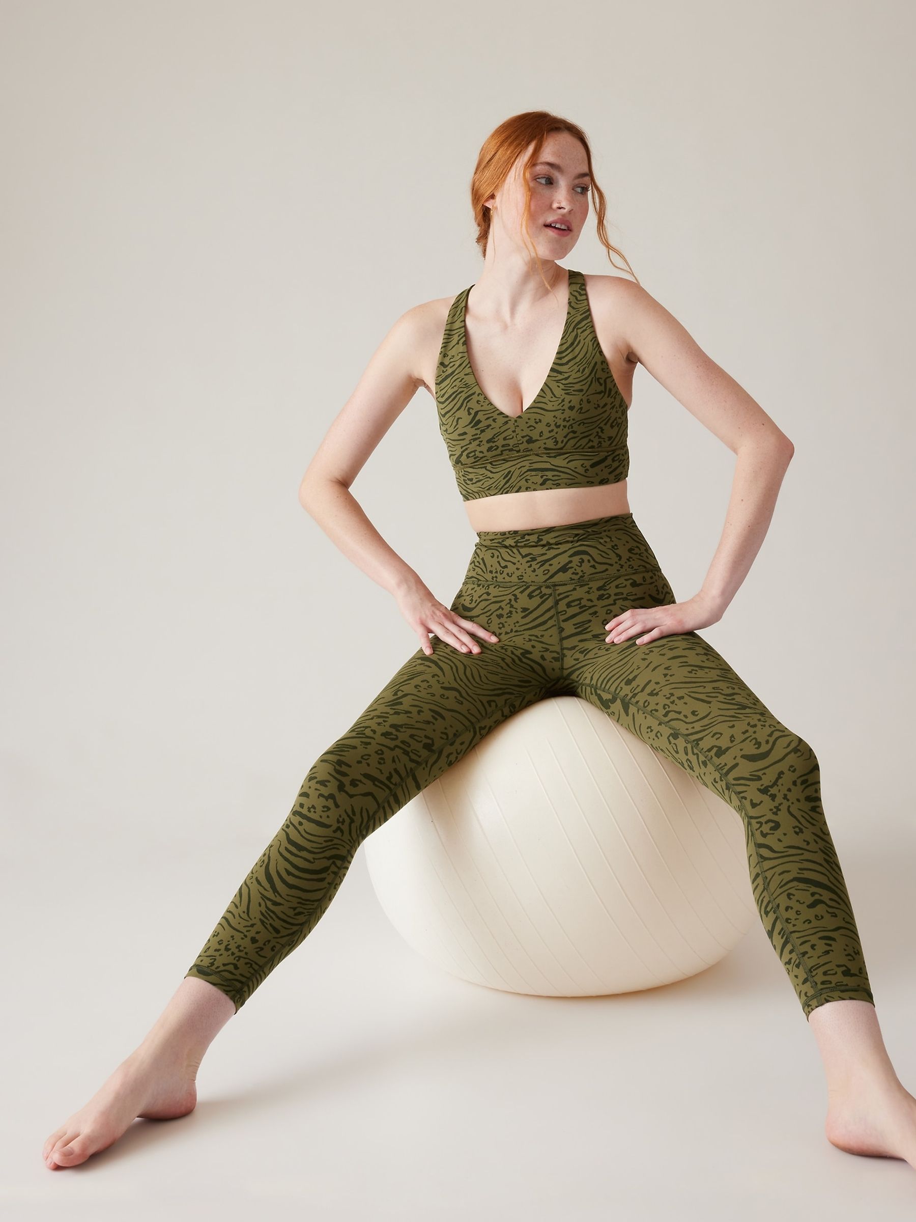 Athleta Green A-C Cup Transcend Plunge Low Impact Sports Bra - Image 1 of 4