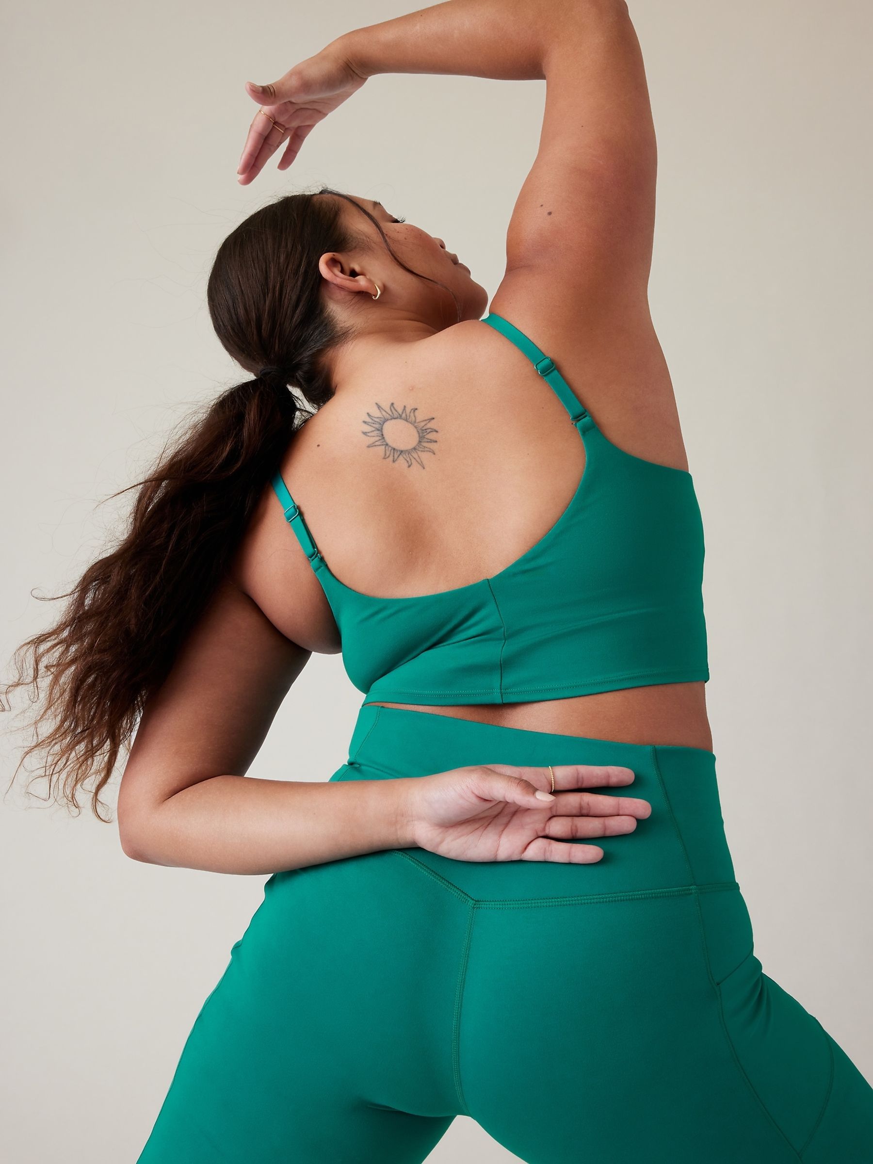 Athleta Green A-C Cup Elation V-Neck Crop Low Impact Sports Bra - Image 5 of 8