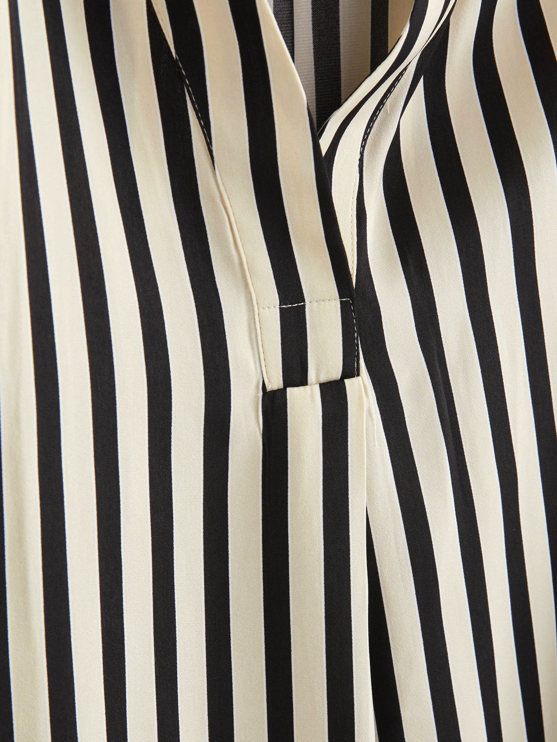 Banana Republic White Stripe Volume Sleeve Blouse - Image 3 of 3