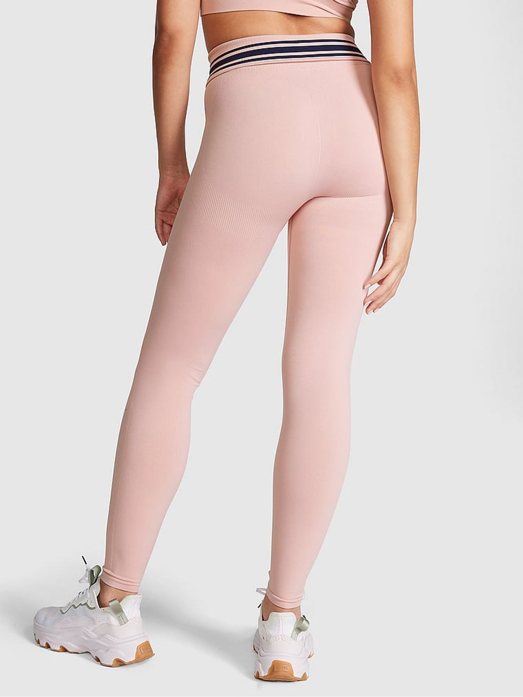 Wanna be Pink Seamless Legging - Image 2 of 3