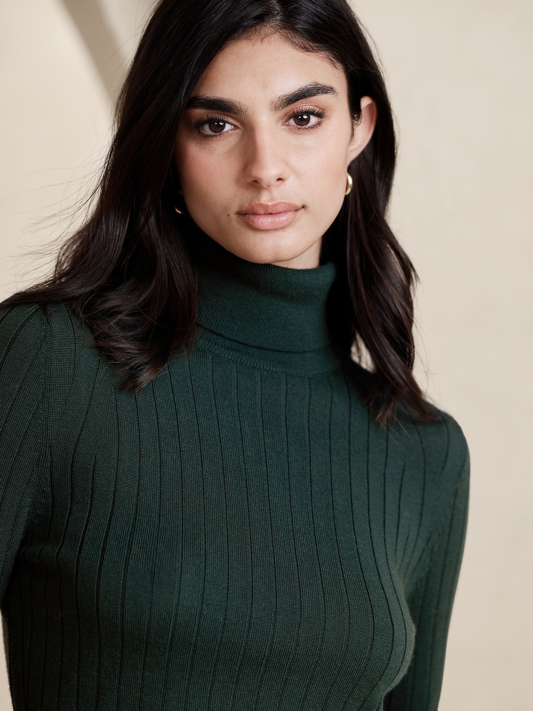 Banana Republic Green Nezha Merino Turtleneck Jumper - Image 3 of 4