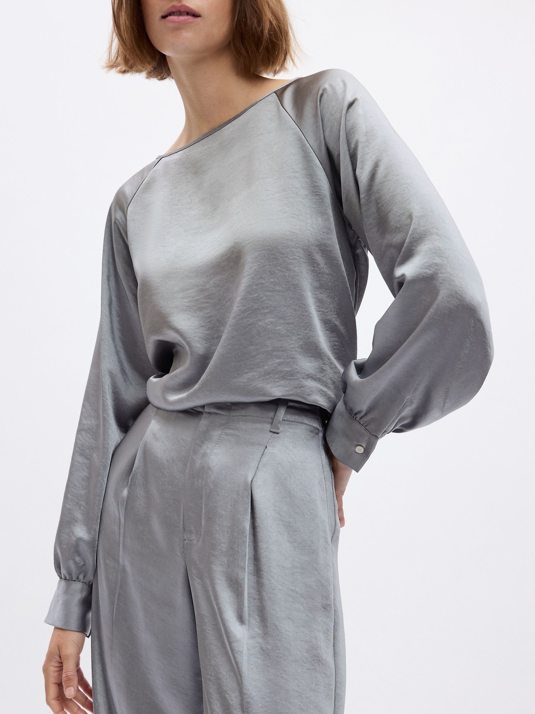 Grey High Waisted Pleated Satin Wide Leg Trousers - Image 3 of 5