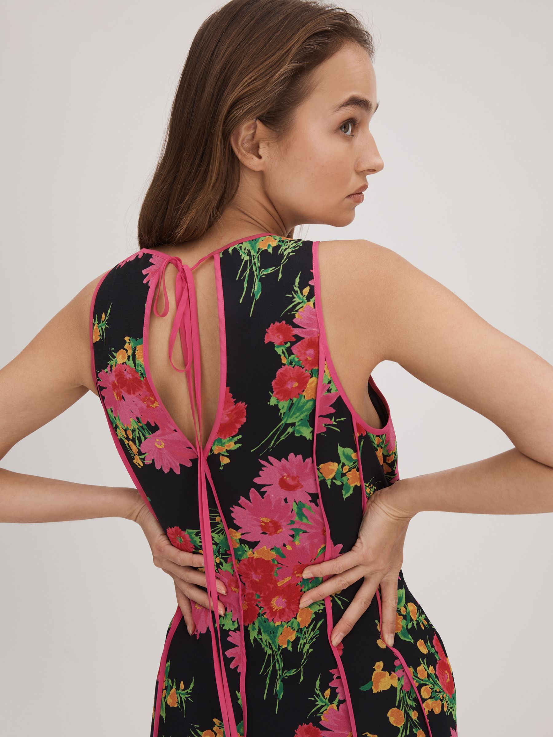 Florere Printed Panel Midi Dress in Pink/Black - Image 6 of 7