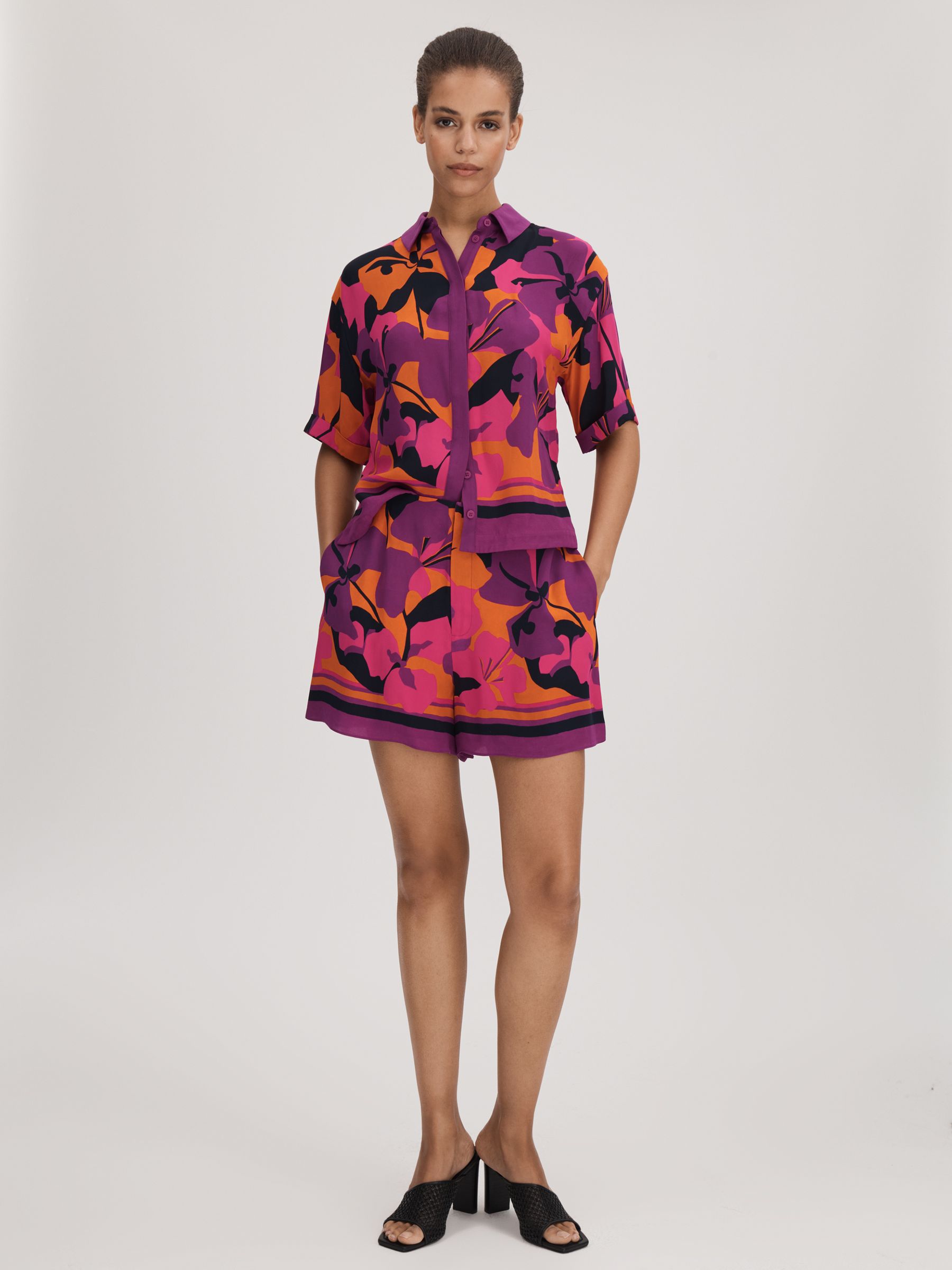 Florere Printed High Rise Shorts in Pink/Orange - Image 3 of 6