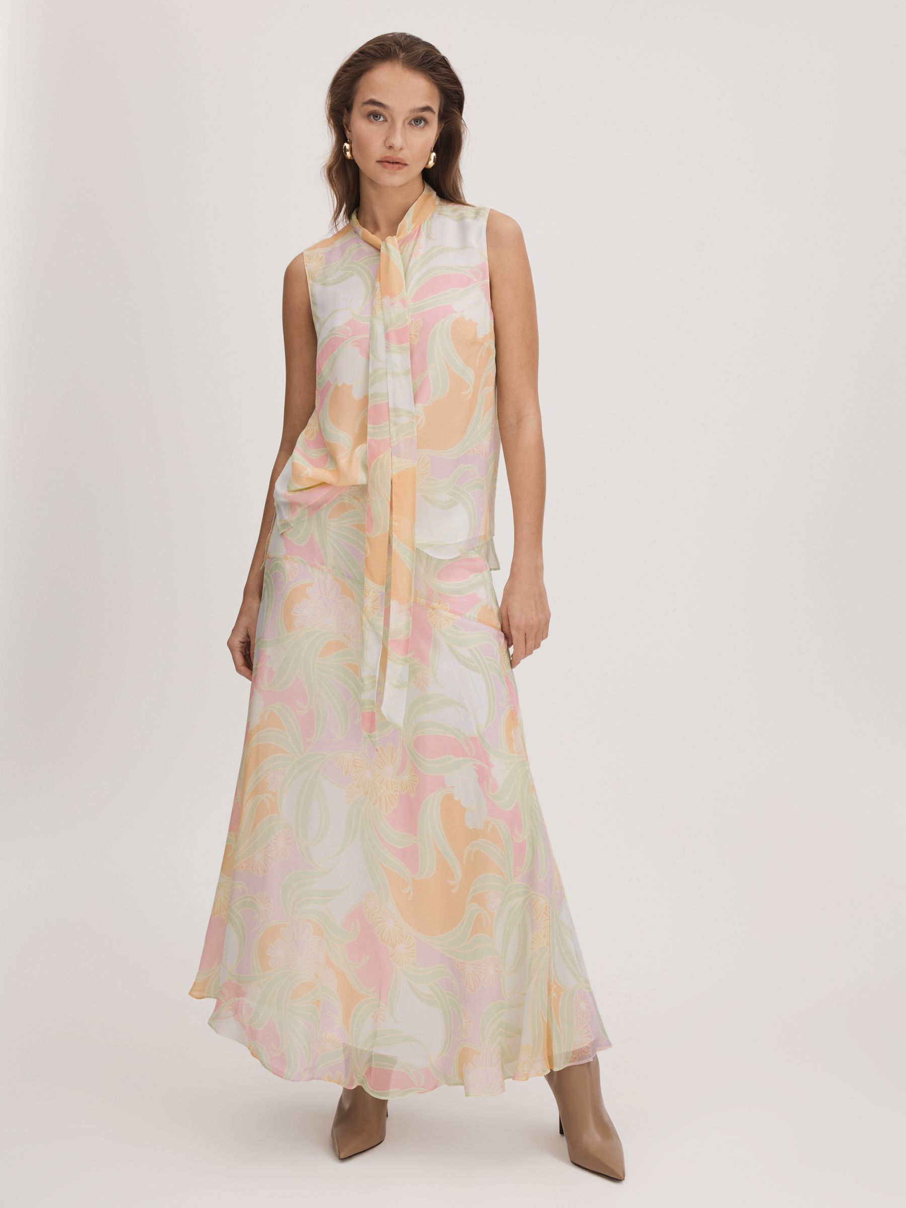Florere Printed Midi Skirt in Multi - Image 4 of 7