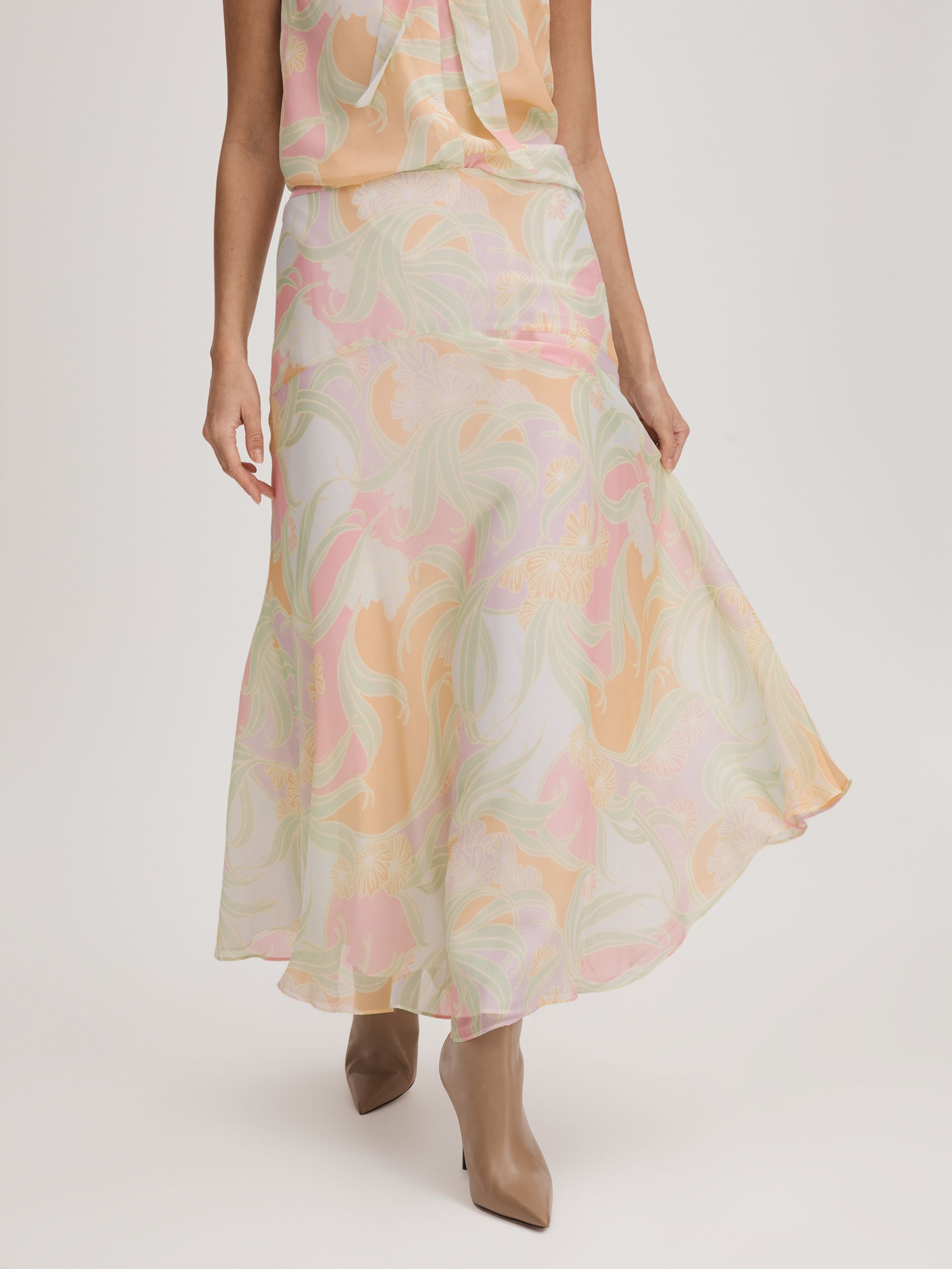 Florere Printed Midi Skirt in Multi - Image 5 of 7