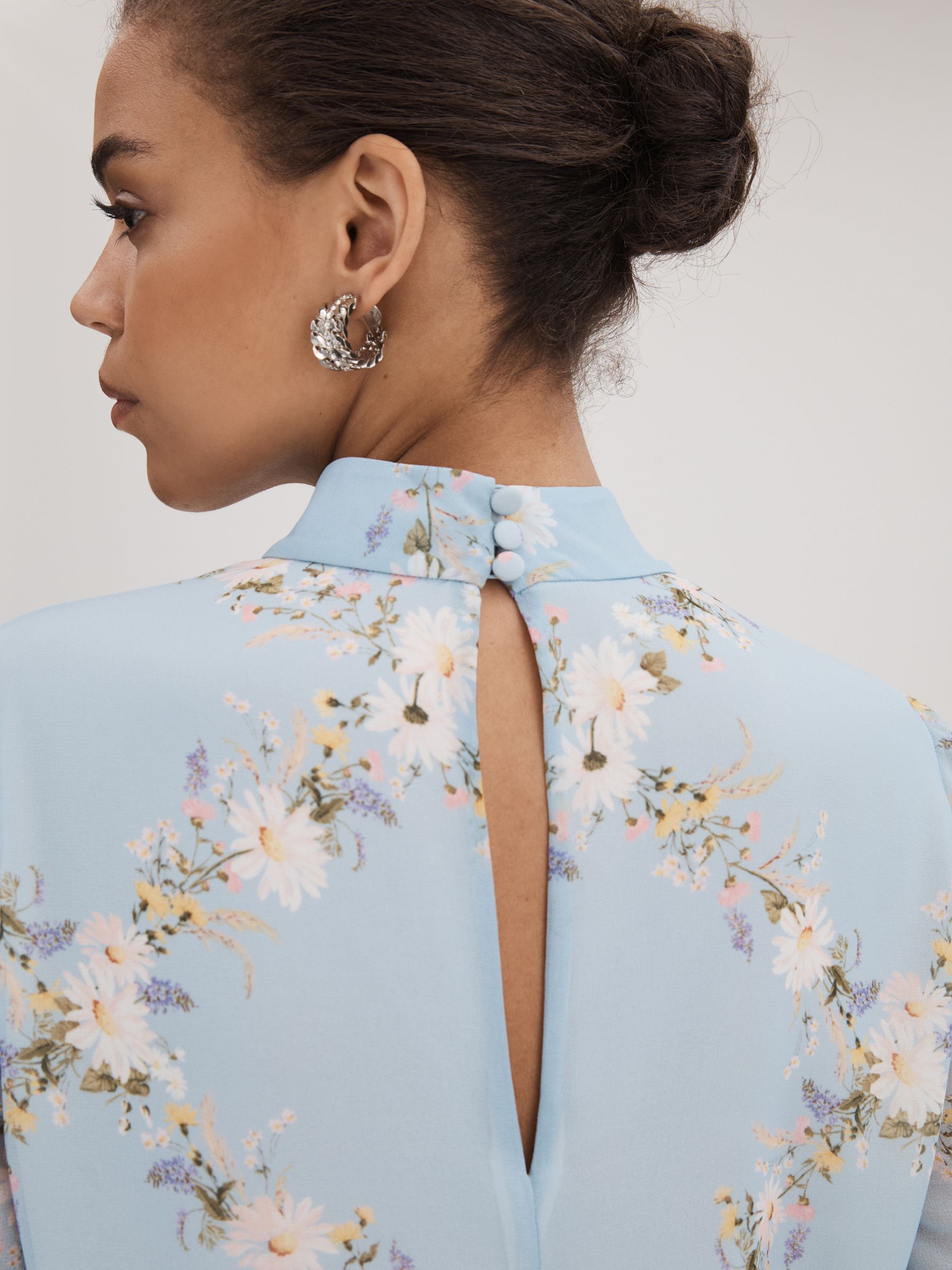 Florere Printed Fluted Sleeve Mini Dress in Pale Blue - Image 5 of 6