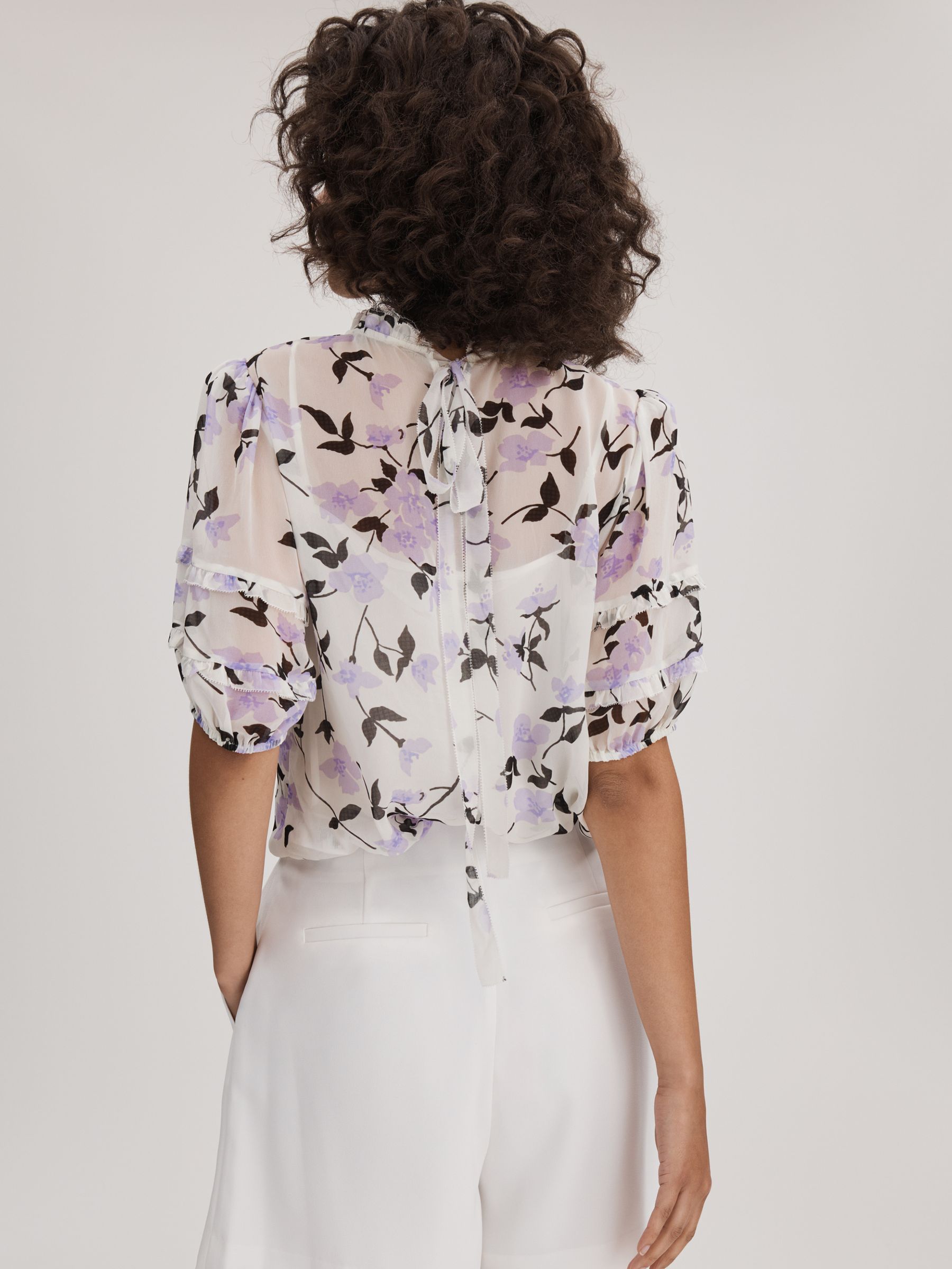 Florere Printed Puff Sleeve Blouse in Lilac - Image 4 of 6