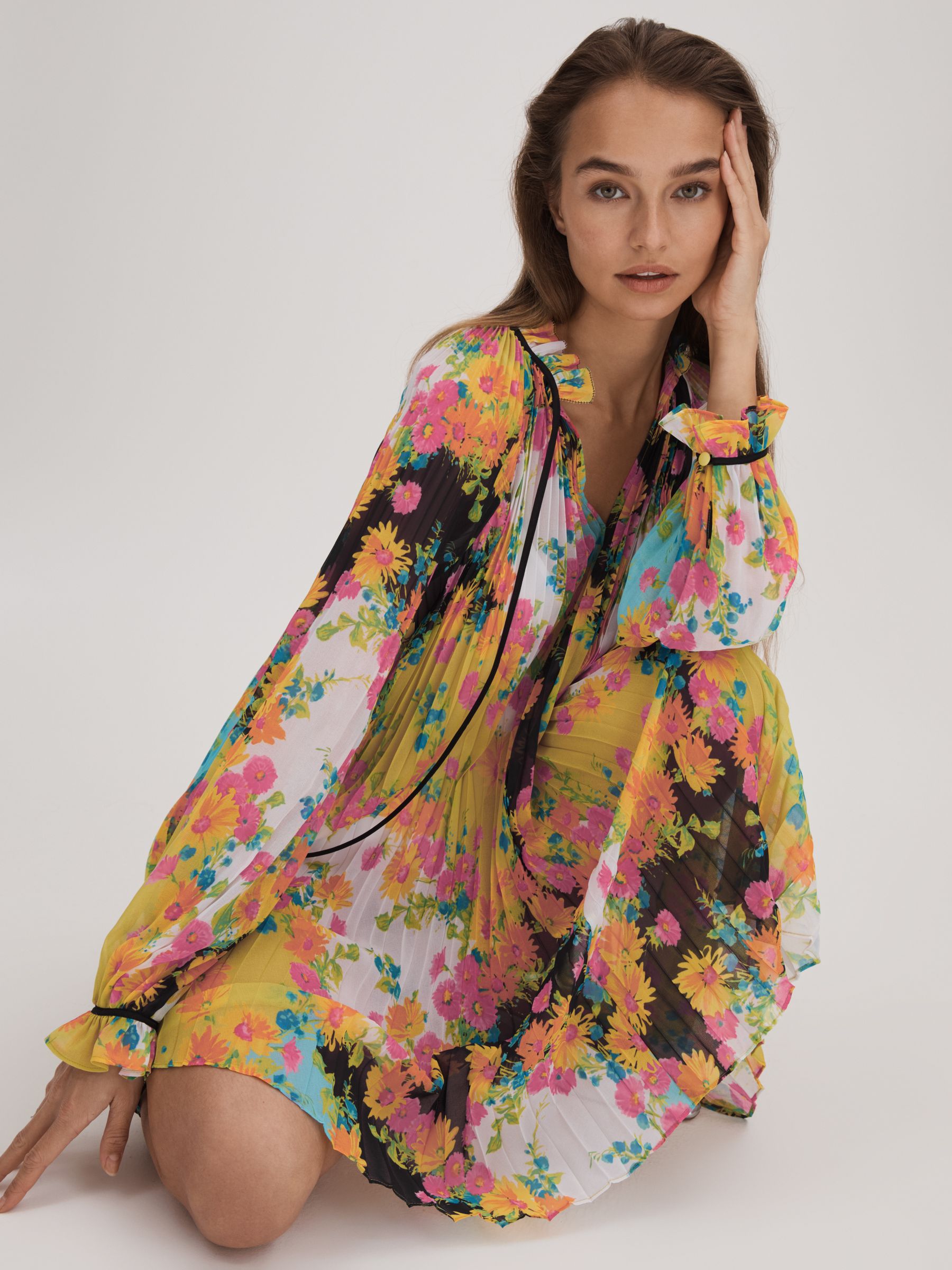 Florere Pleated Tie Neck Mini Dress in Multi - Image 4 of 6