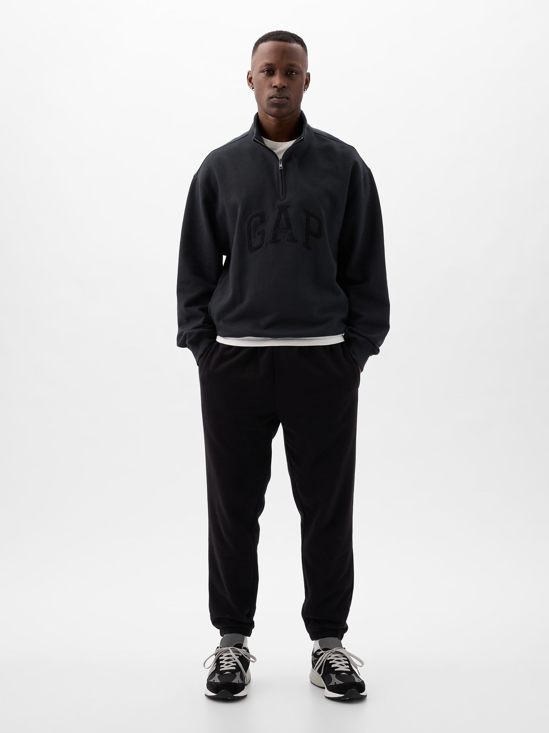Black Heavyweight  Arch Logo Pullover - Image 3 of 4