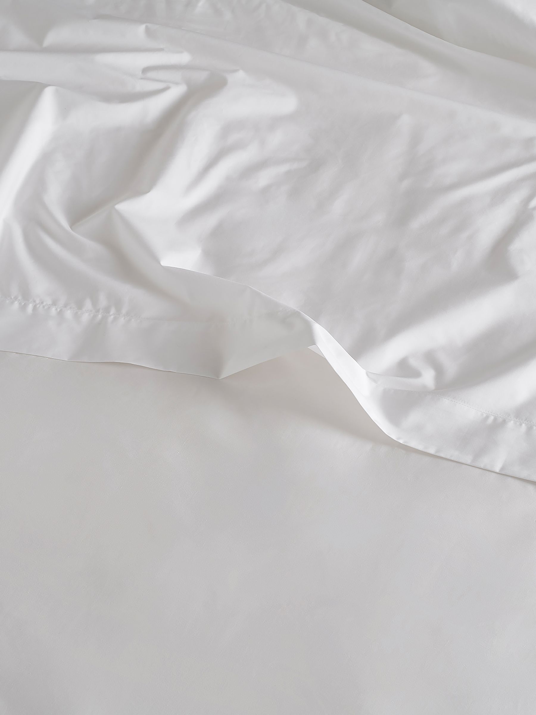 Bedfolk White Classic 100% Cotton Fitted Sheet - Image 2 of 4