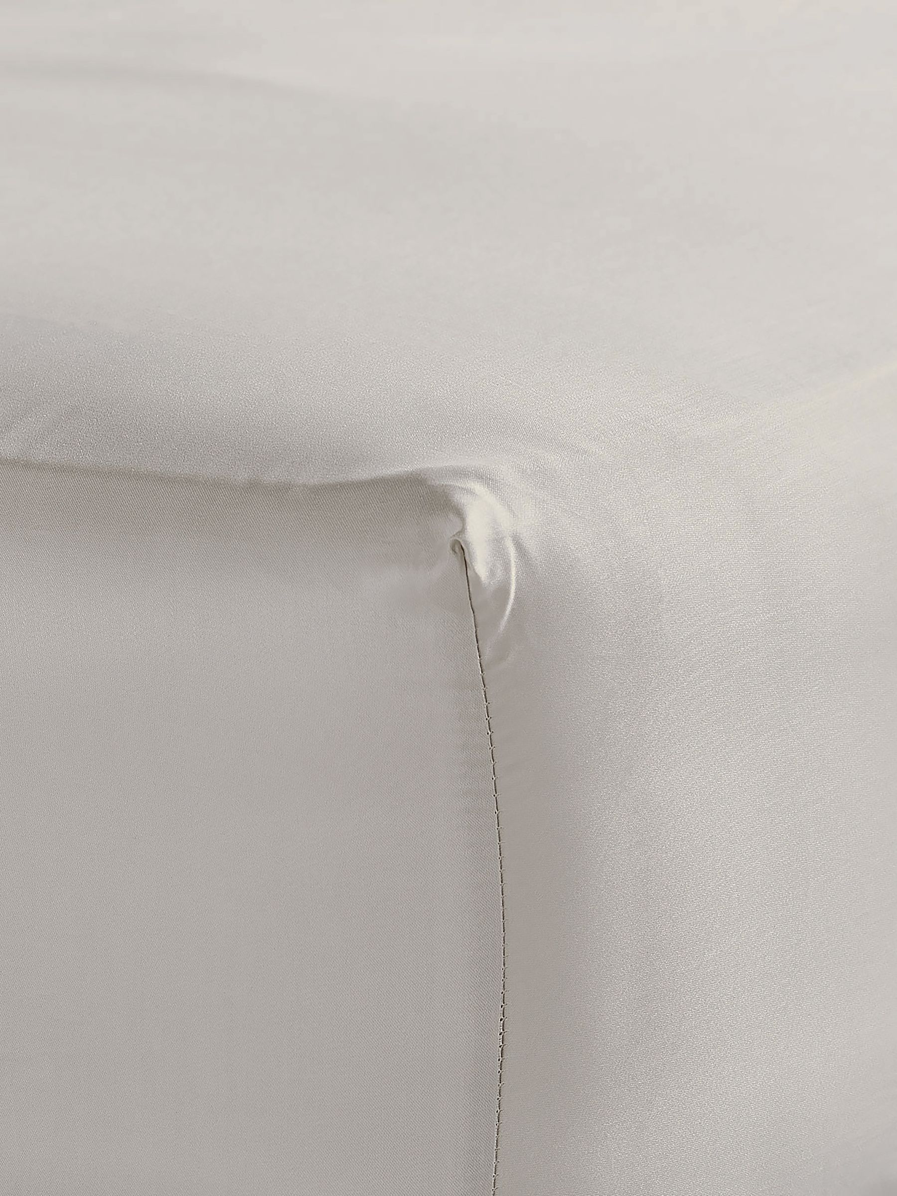 Bedfolk Natural 100% Cotton Luxe Deep Fitted Sheet - Image 3 of 4