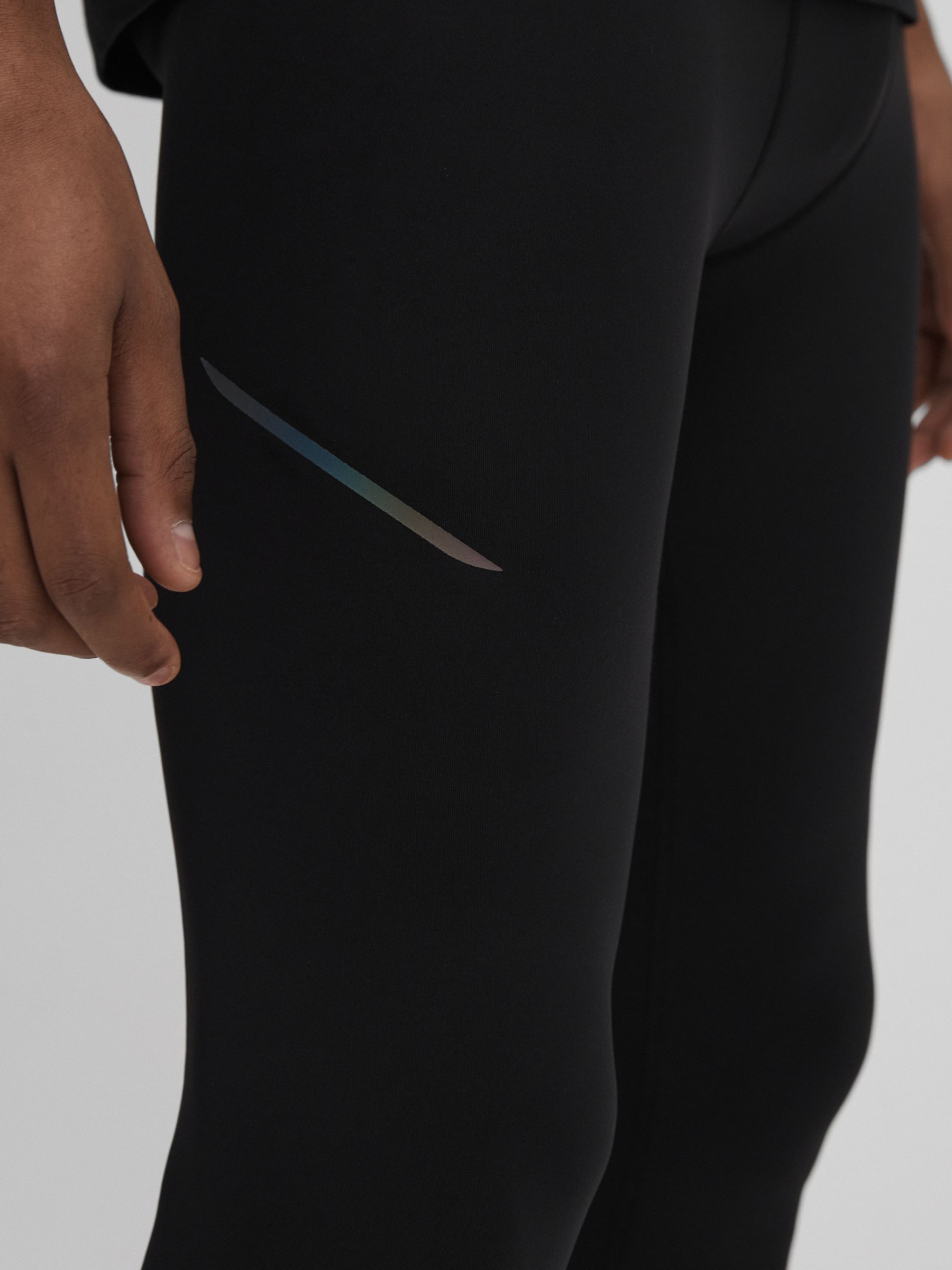 Holt Castore Performance Leggings in Onyx Black - Image 4 of 8