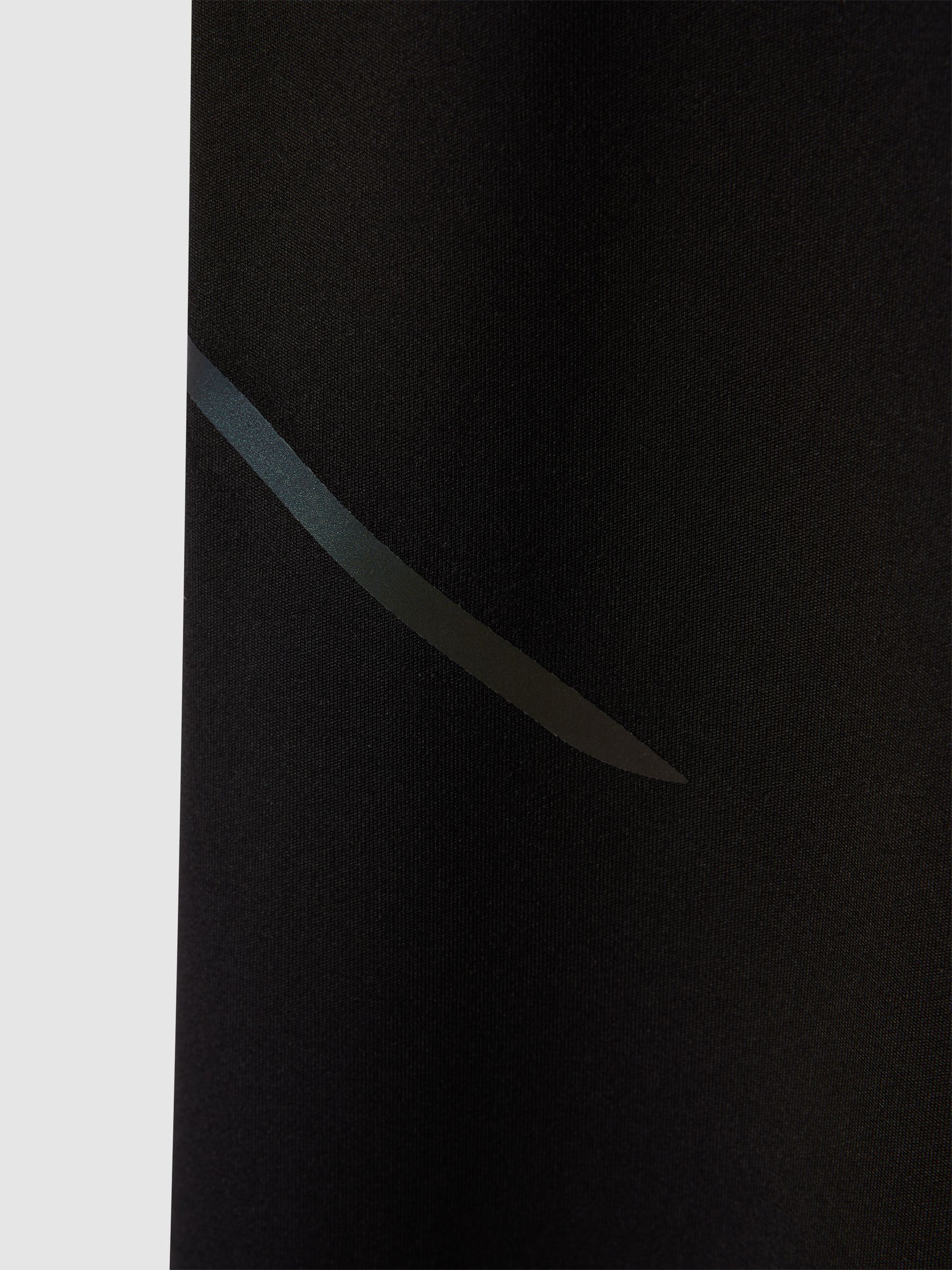 Holt Castore Performance Leggings in Onyx Black - Image 8 of 8