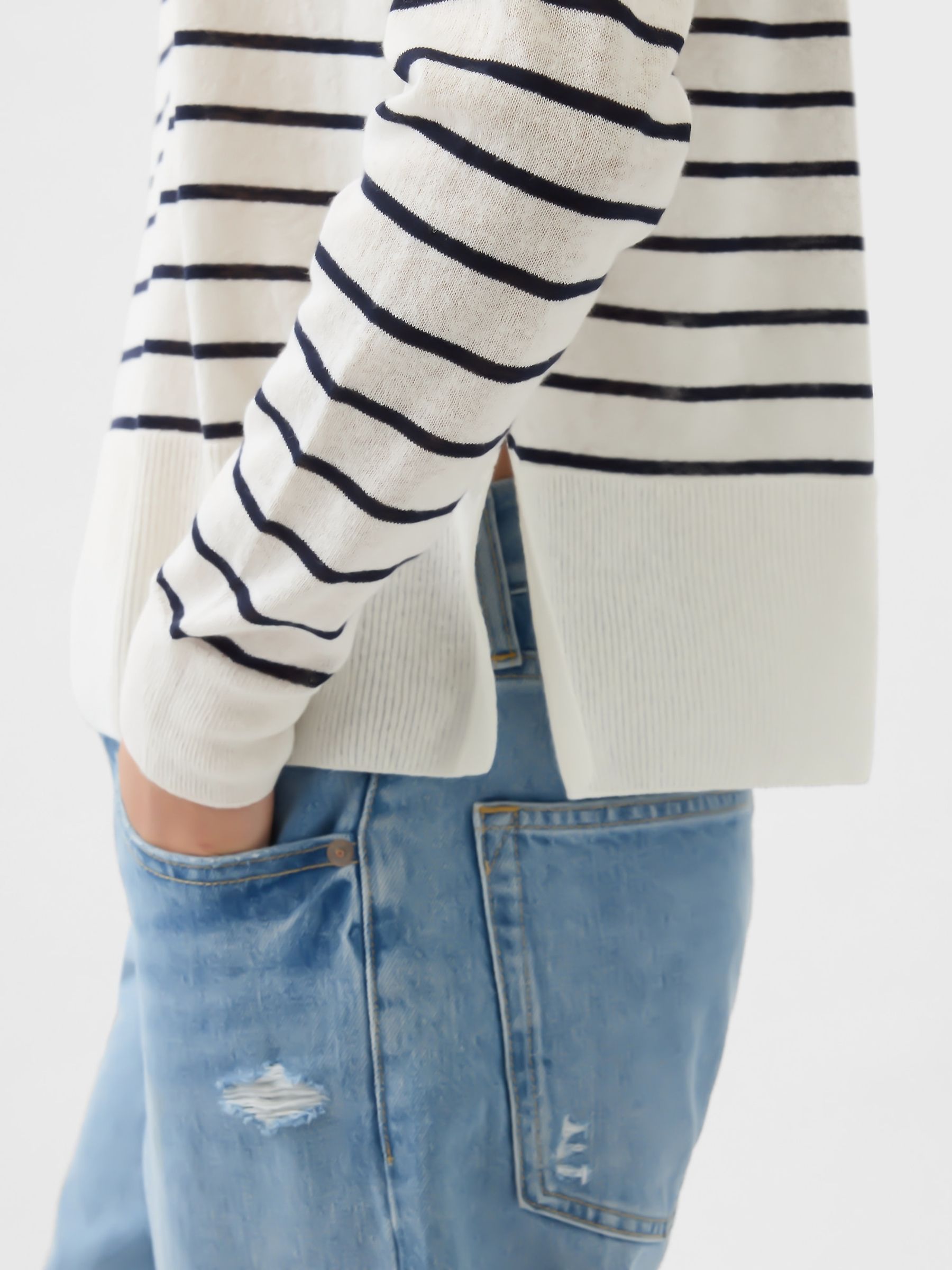 Black/White Linen Blend V Neck Split Hem Jumper - Image 4 of 5