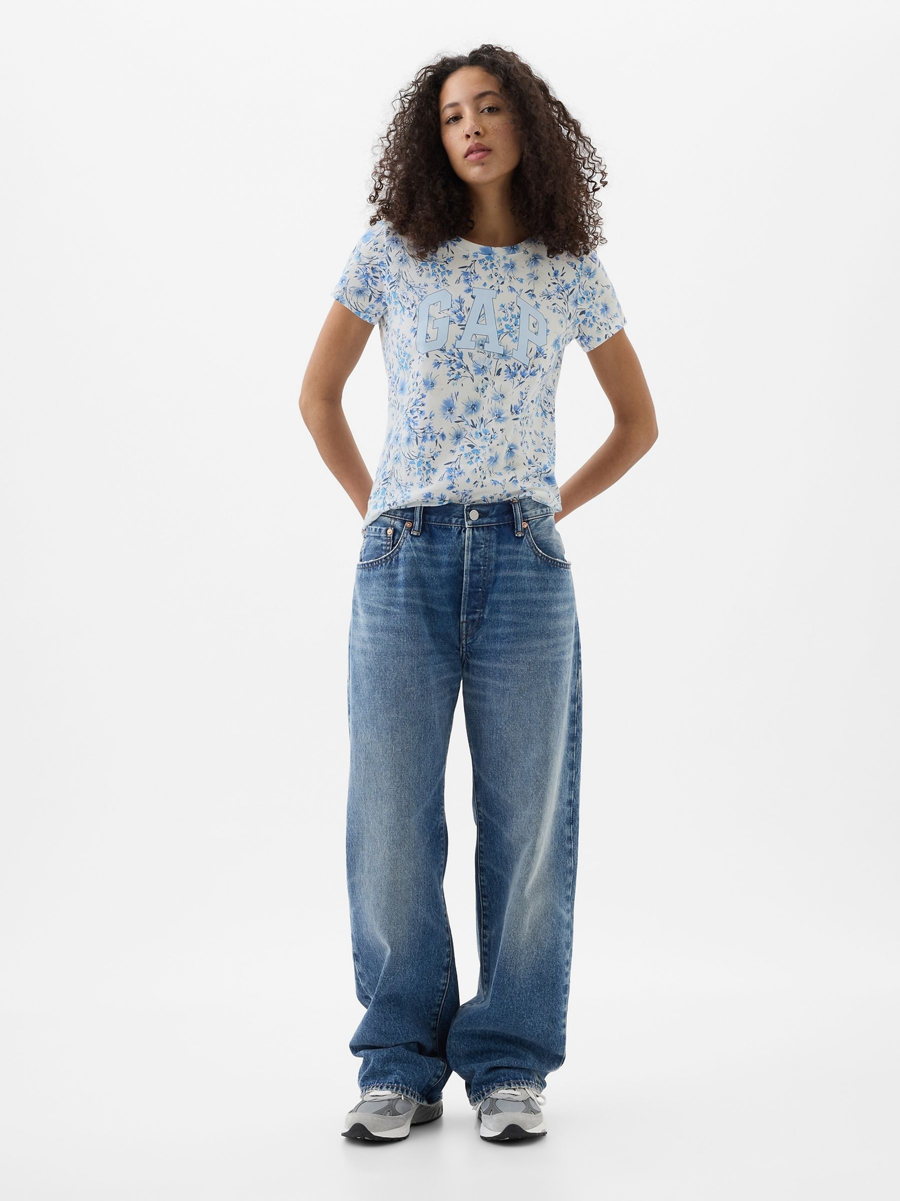 Blue Fitted Floral Logo Short Sleeve Crew Neck T-Shirt - Image 3 of 5