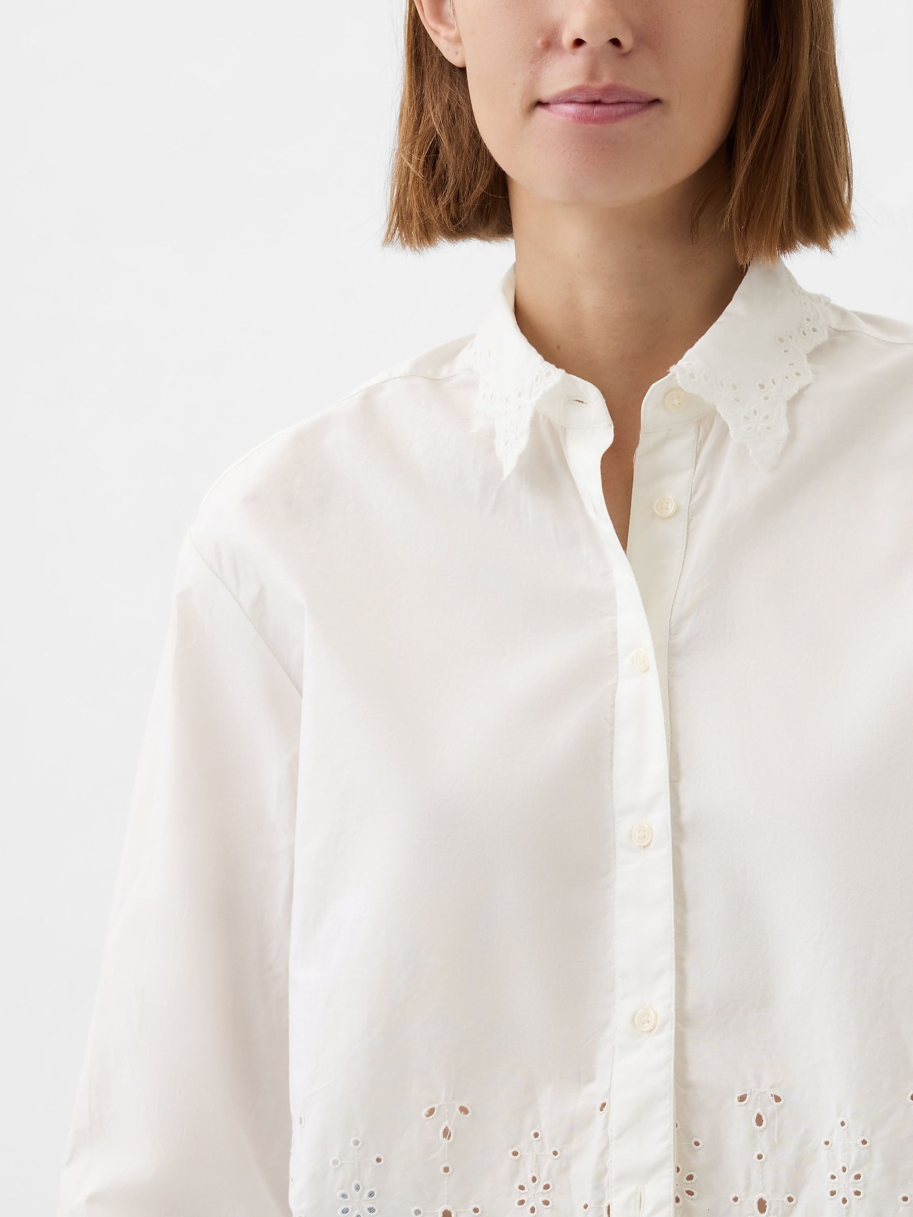 White Scalloped Hem Eyelet Cropped Shirt - Image 4 of 5