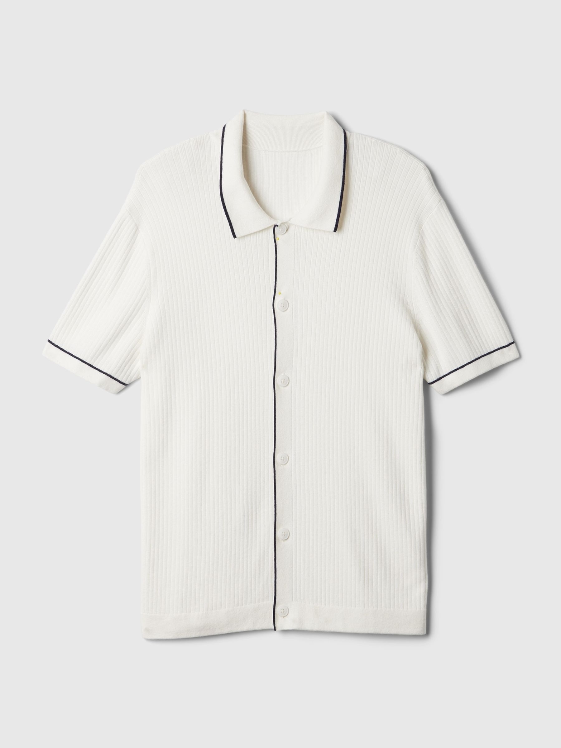 White Ribbed Buttoned Short Sleeve Knit Shirt - Image 4 of 4