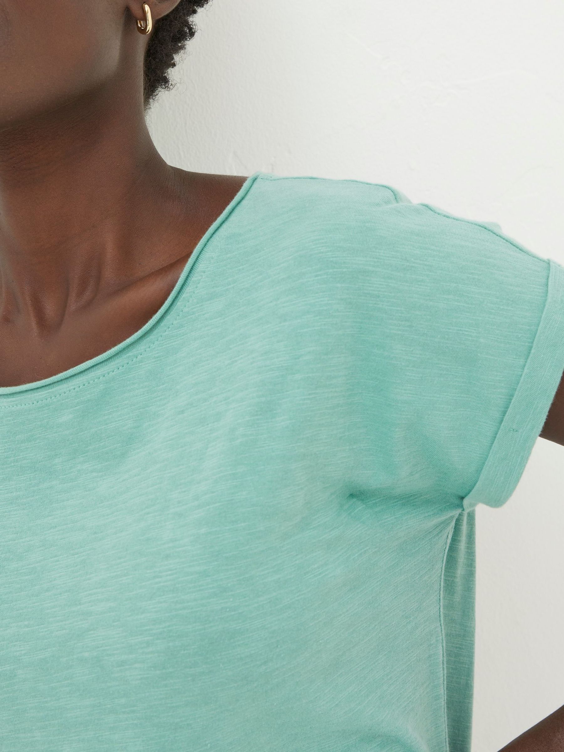 Ivy Green T-Shirt - Image 3 of 5