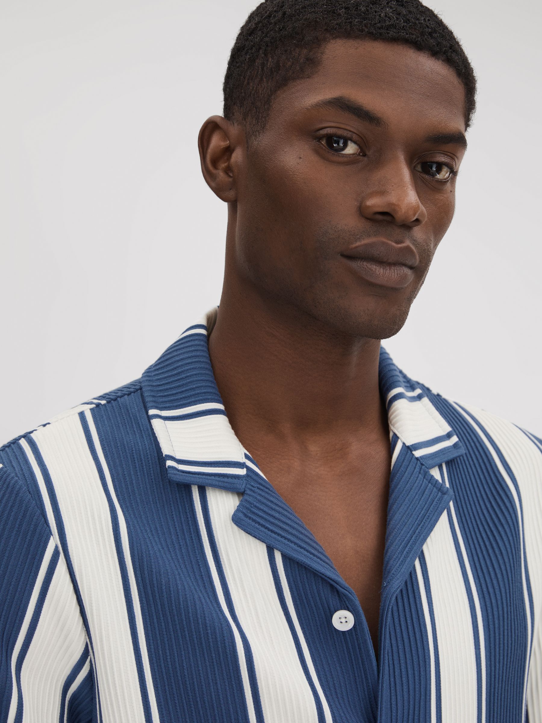 Slim Fit Ribbed Cuban Collar Shirt in Airforce Blue/White - Image 4 of 5