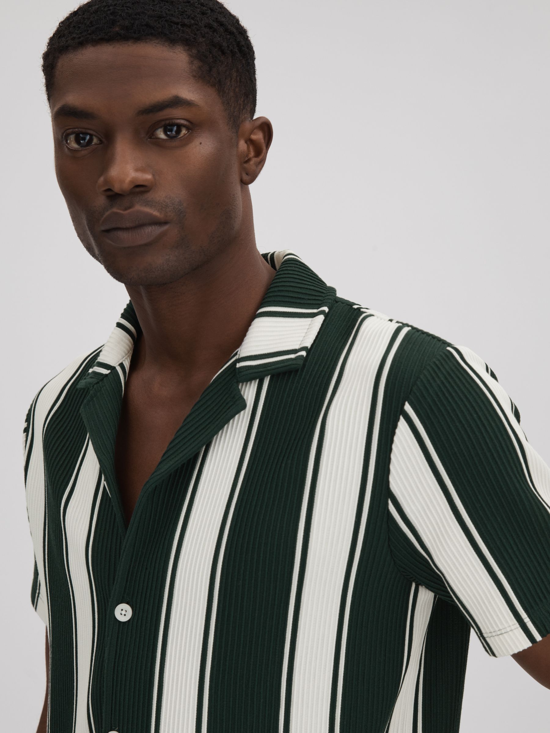 Slim Fit Ribbed Cuban Collar Shirt in Green/White - Image 4 of 6