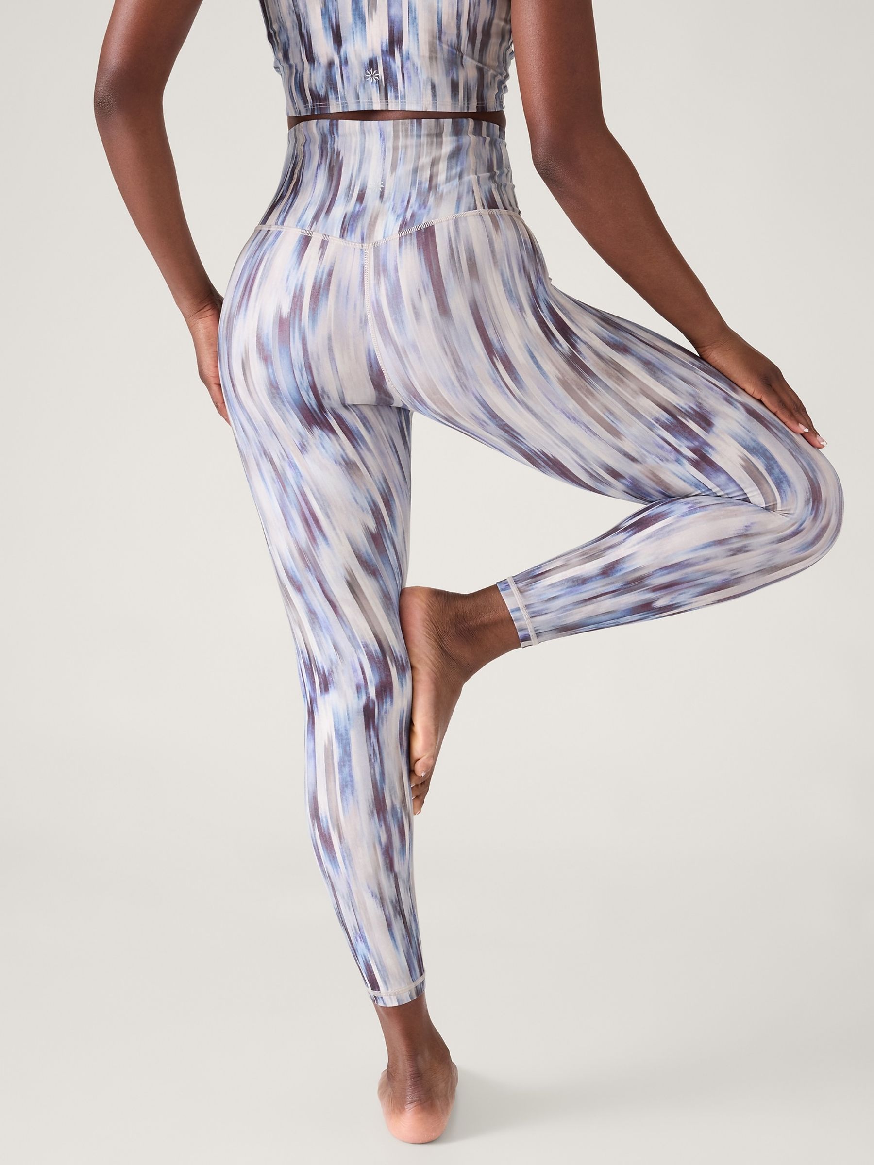 Athleta Purple Ultra High Waisted Elation 7/8 Leggings | Gap