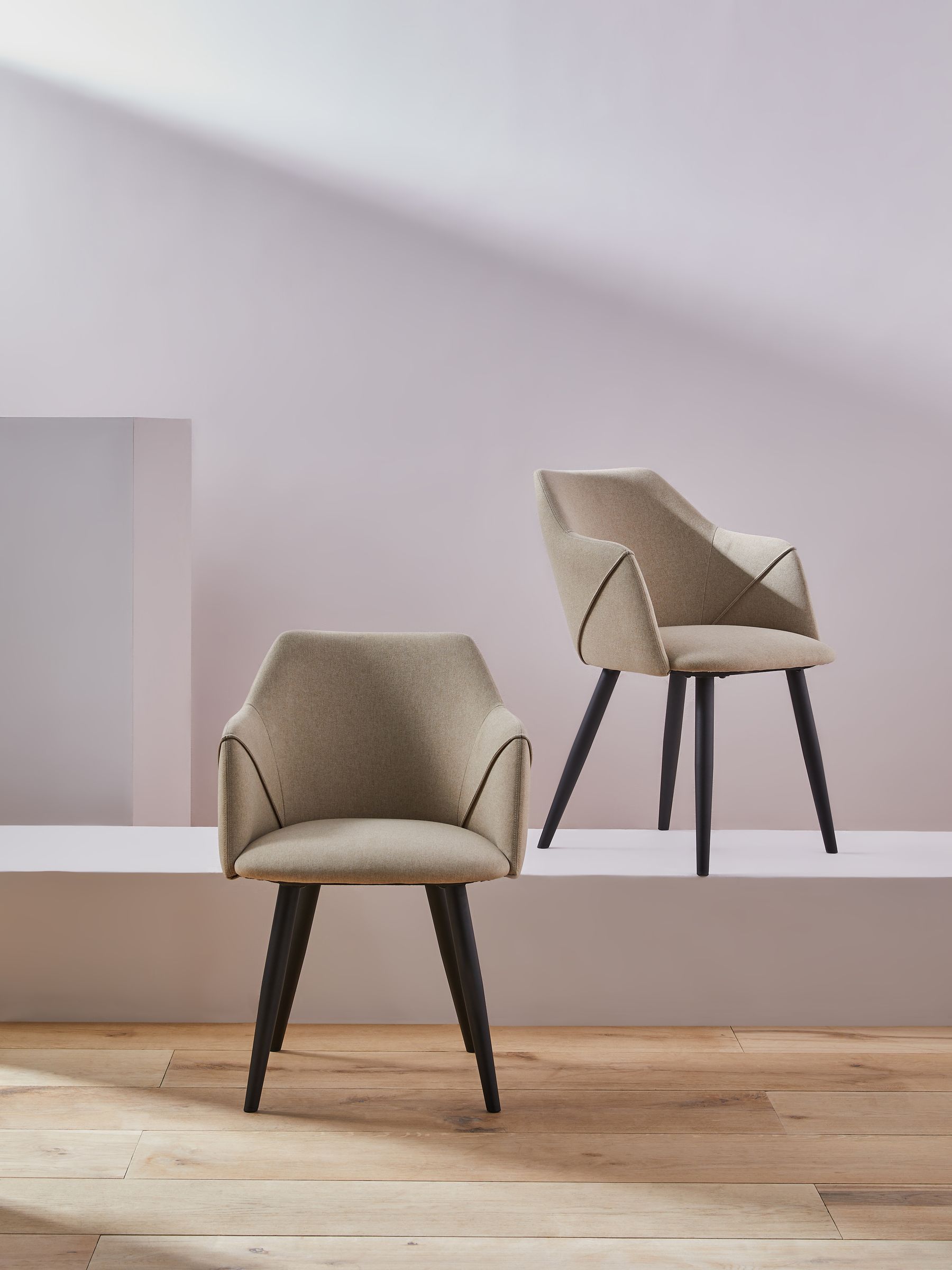 Set of 2 Lule Arm Dining Chairs in Ecru Marl and Black Legs - Image 2 of 3