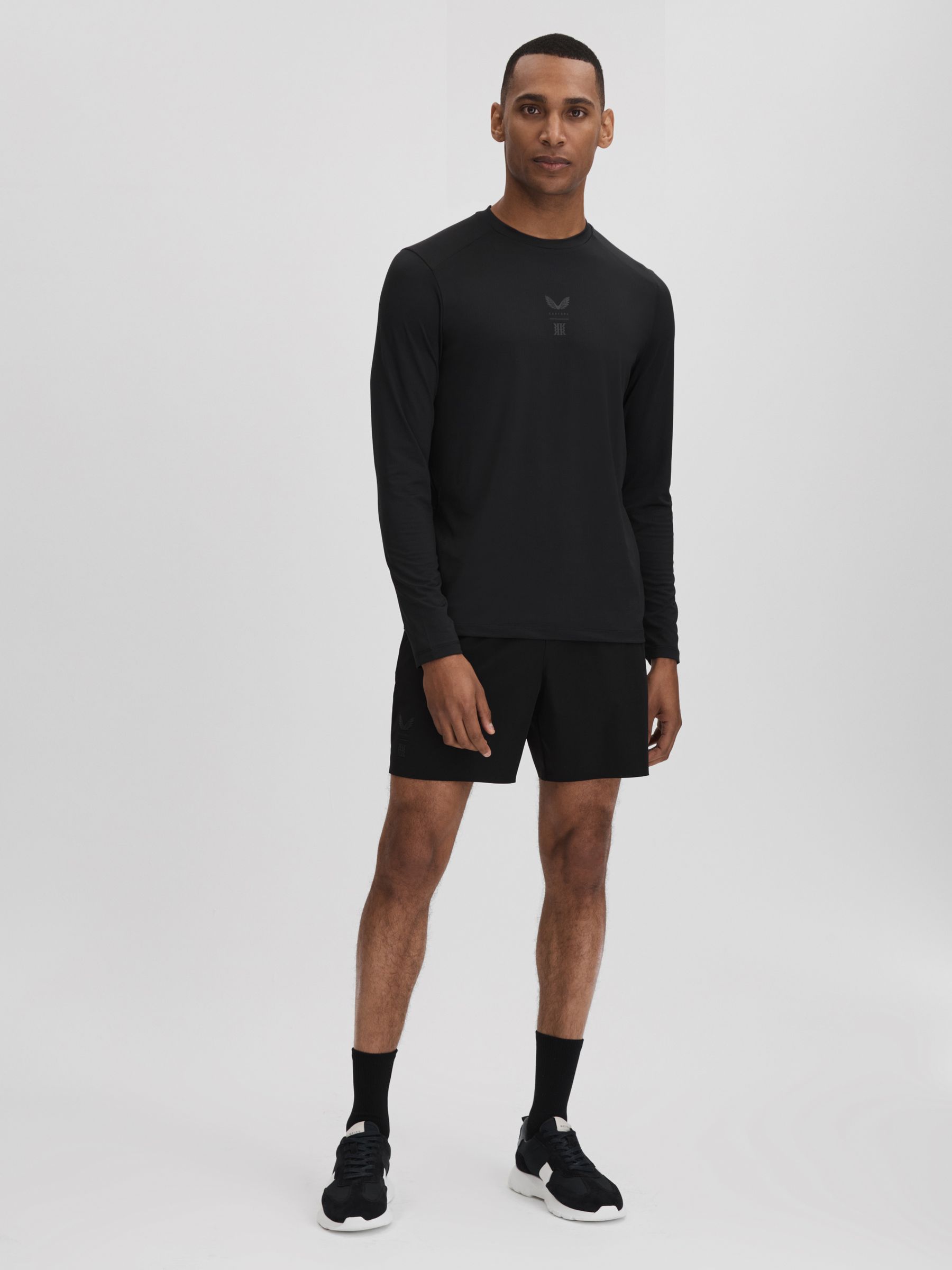 Castore Performance Long Sleeve Top in Onyx Black - Image 3 of 7