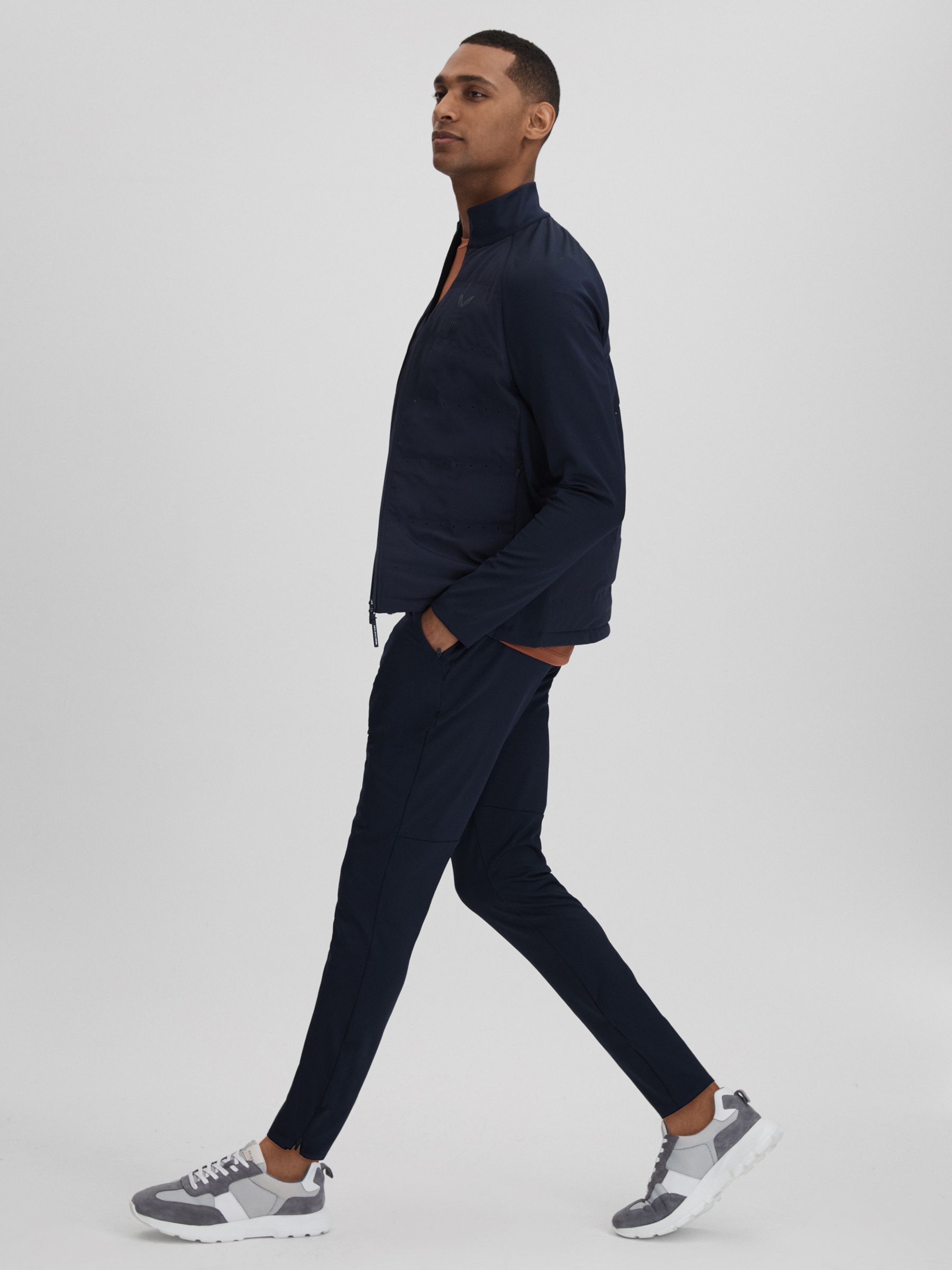 Castore Water Repellent Hybrid Quilted Jacket in Midnight Navy - Image 3 of 8