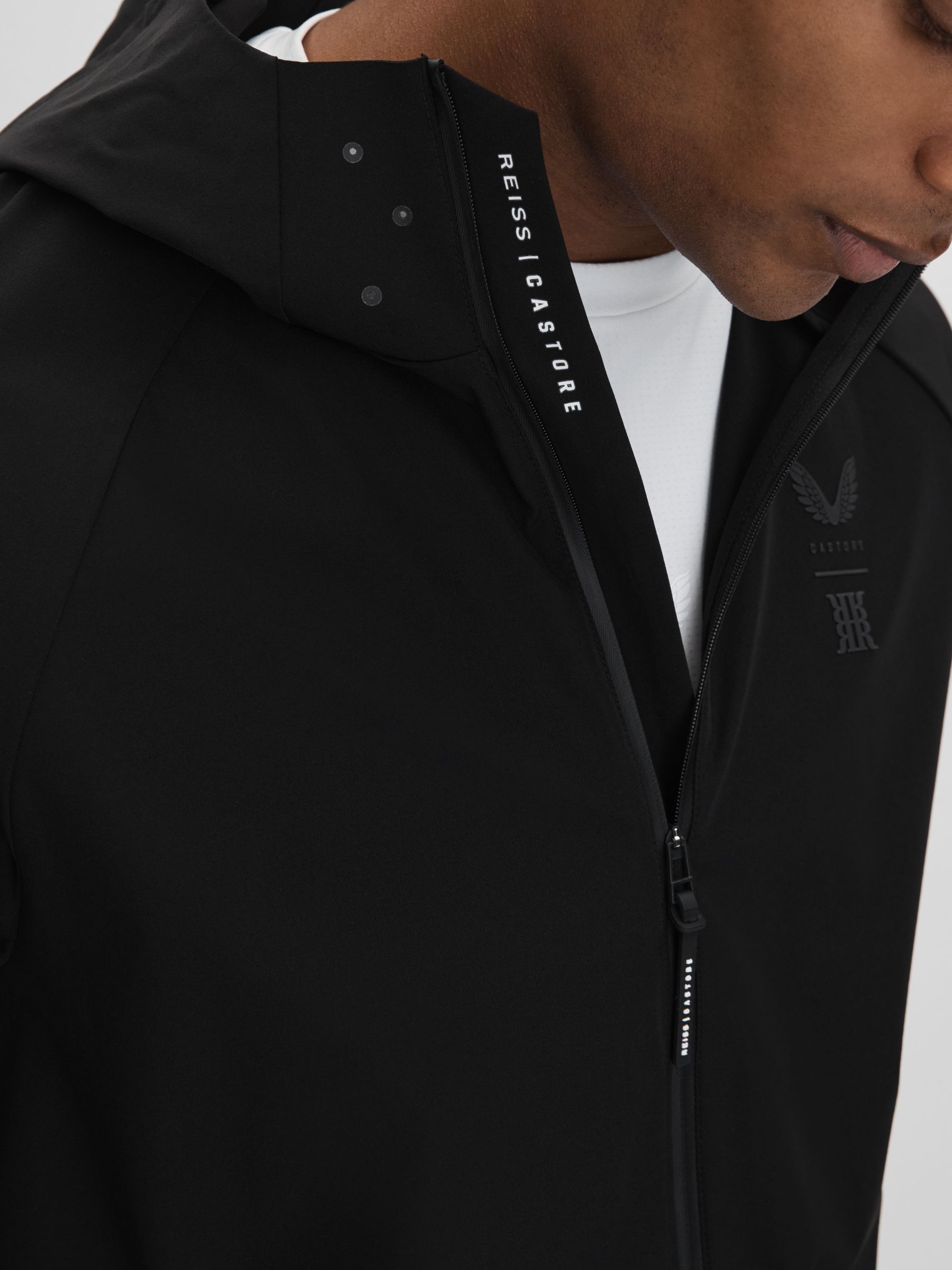 Castore Water Repellent Running Jacket in Onyx Black - Image 4 of 7