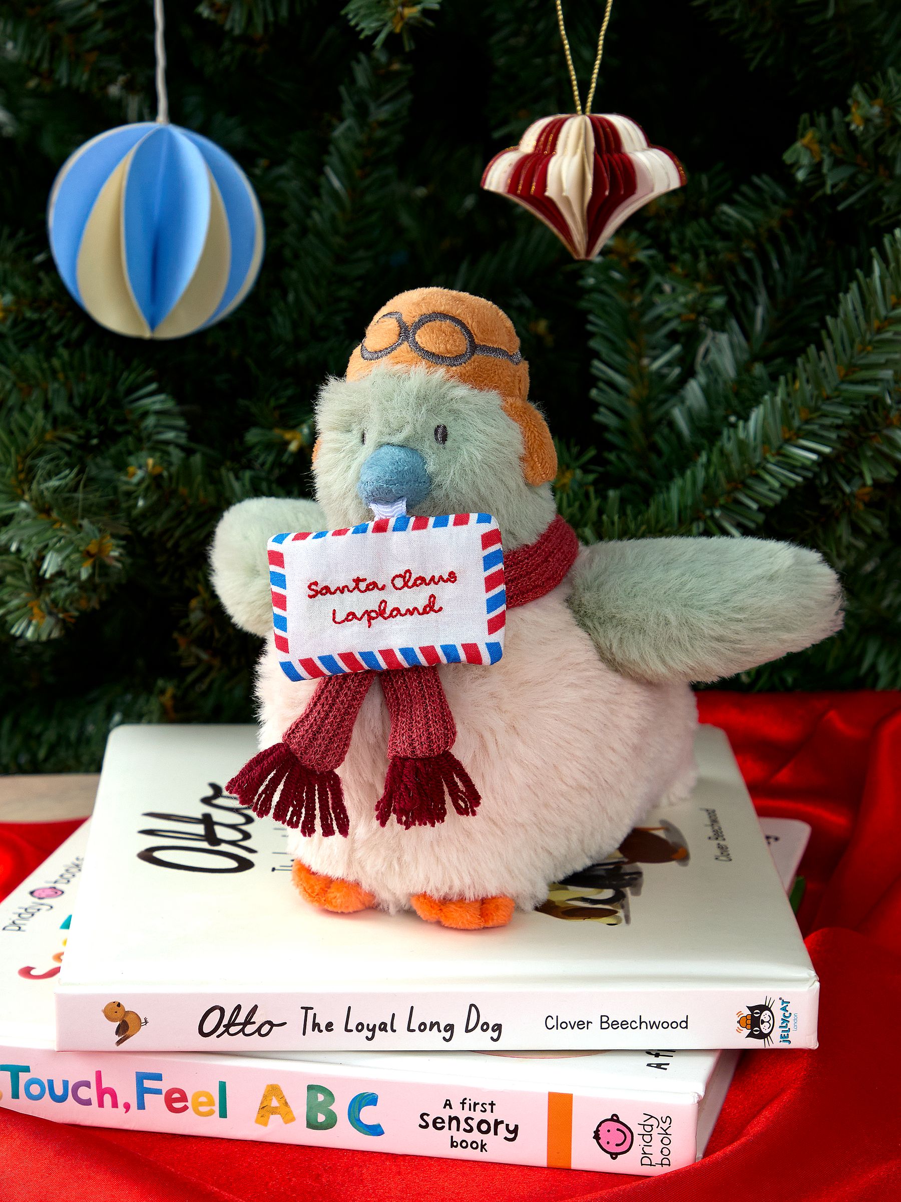 Arla Christmas Pigeon Small Soft Toy Plushie - Image 2 of 4
