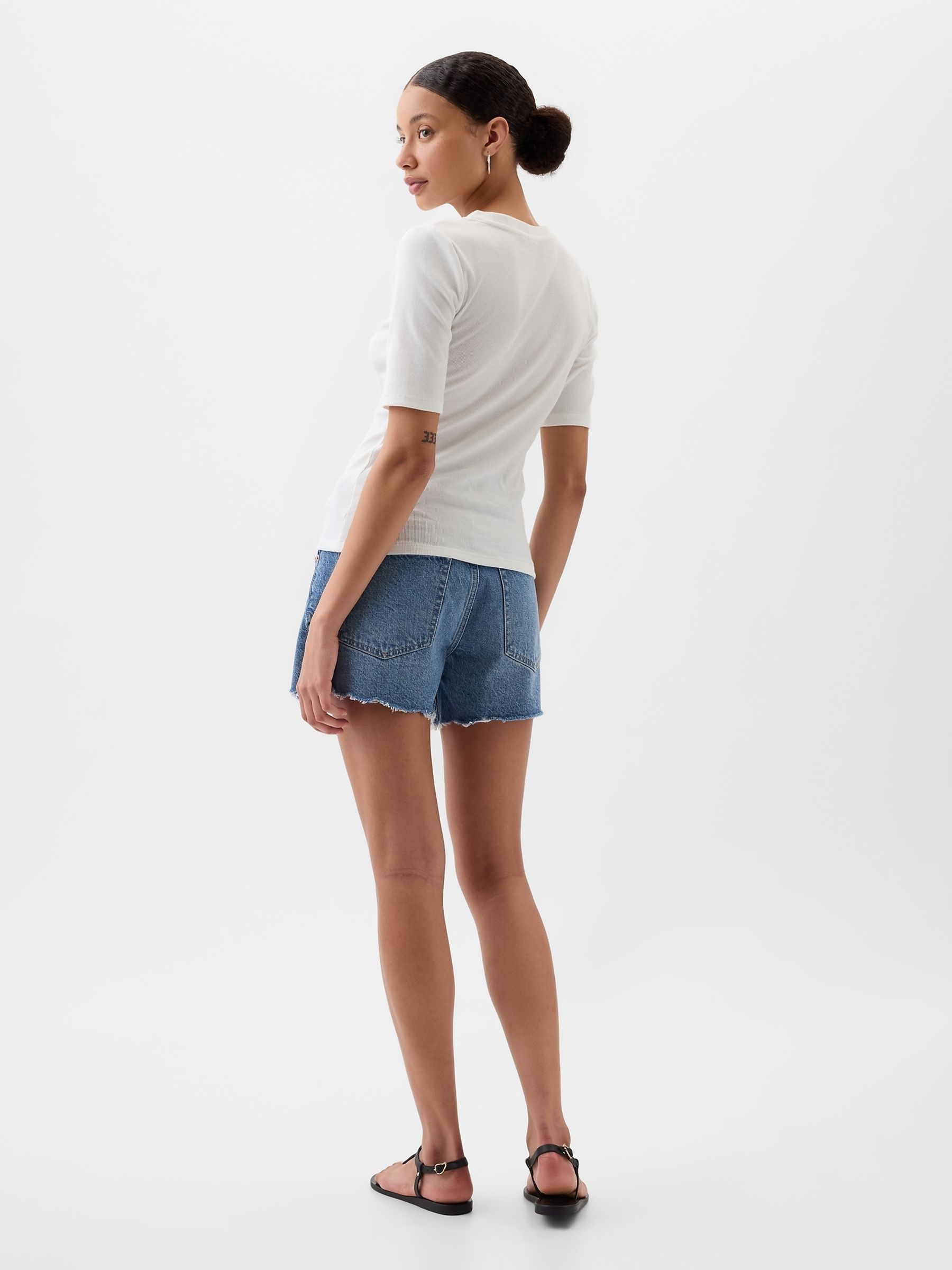 White Ribbed Henley  Quarter Sleeve Crew Neck T-Shirt - Image 2 of 2