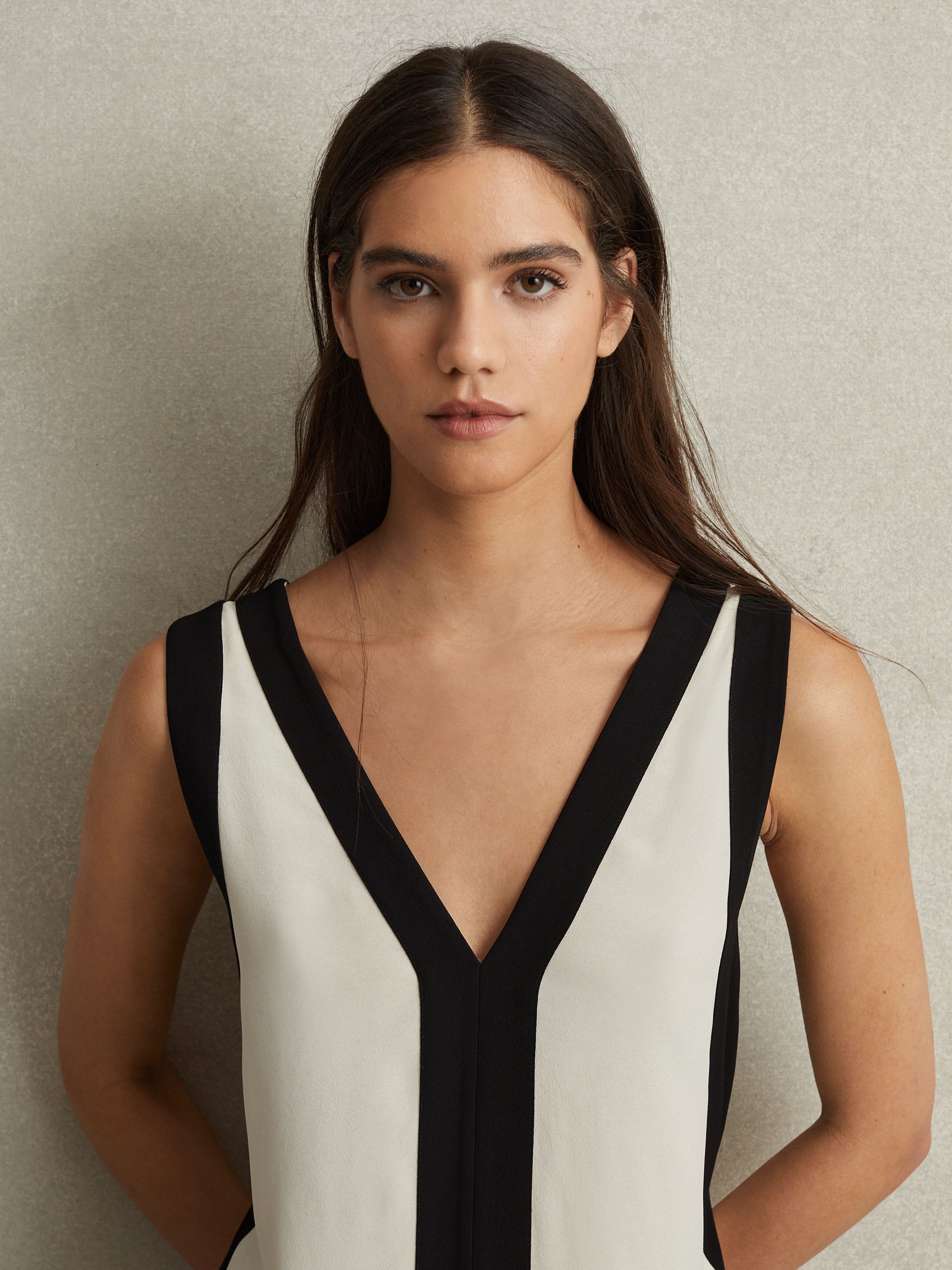 Colourblock Maxi Dress in Black/Cream - Image 3 of 6