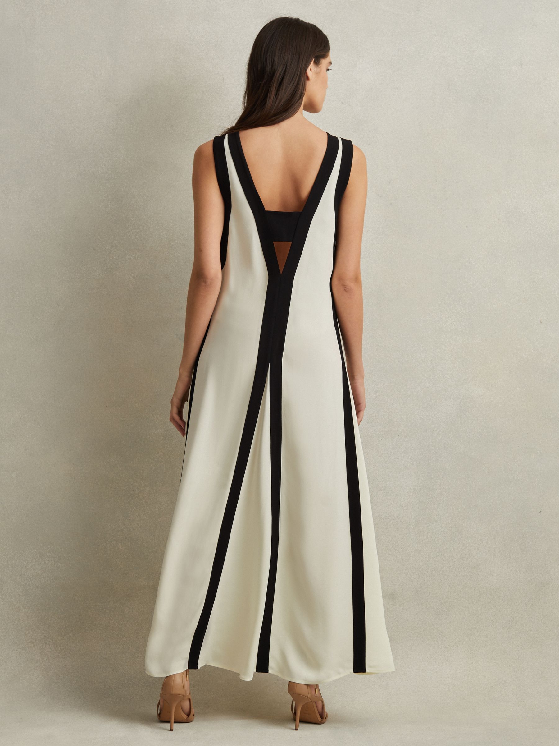 Colourblock Maxi Dress in Black/Cream - Image 5 of 6