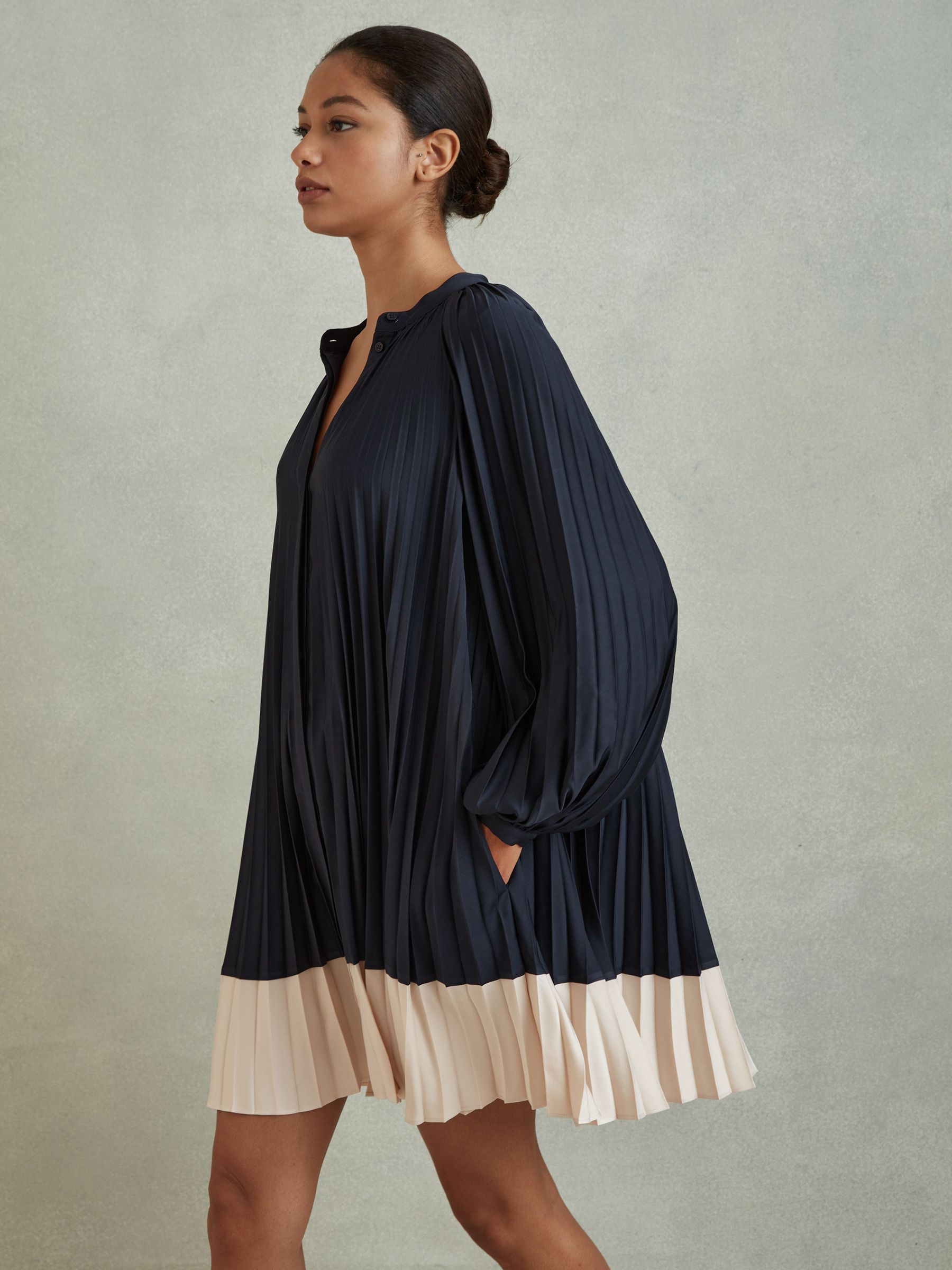 Pleated Colourblock Mini Dress in Navy/Blush - Image 3 of 6