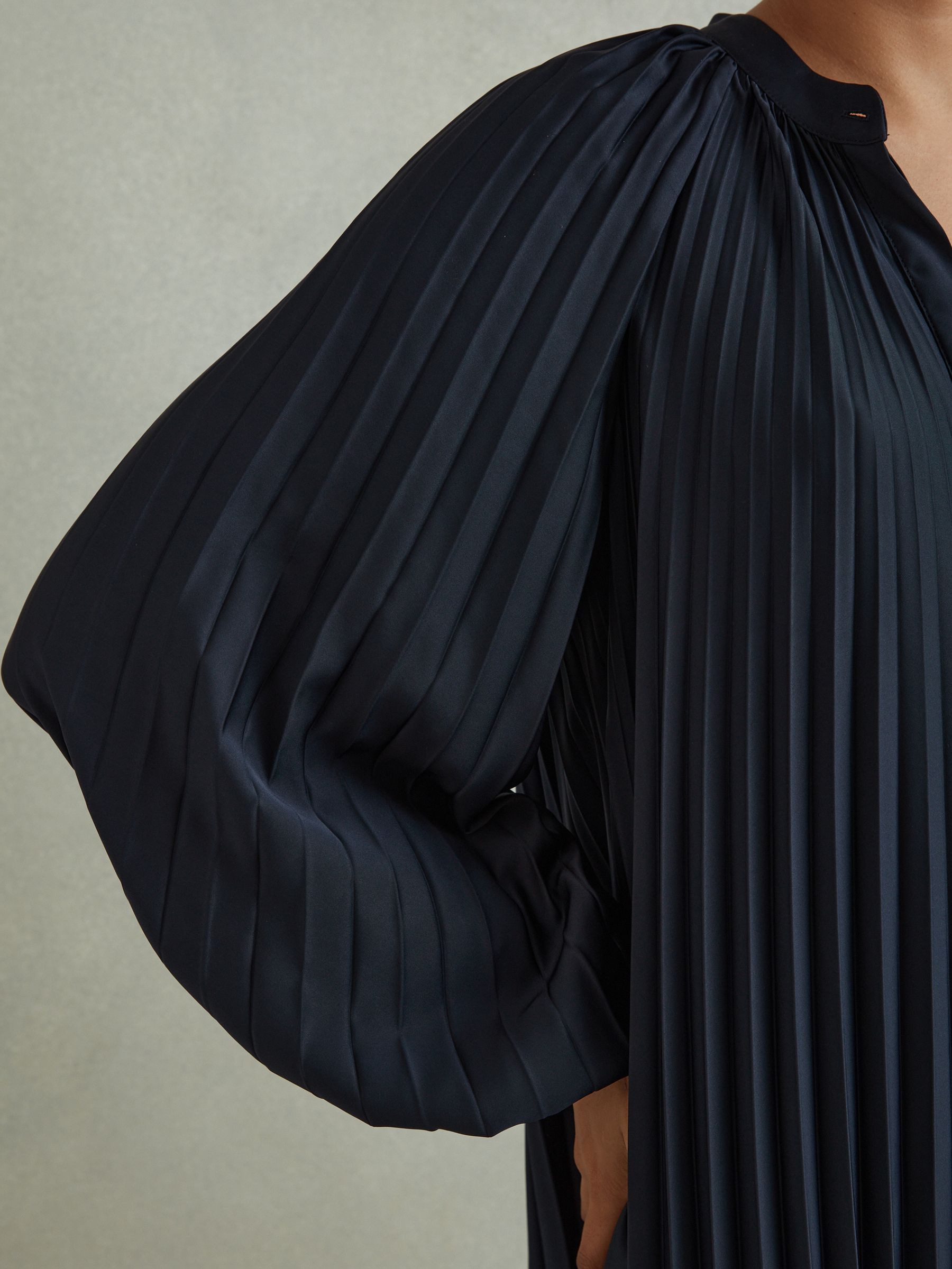 Pleated Colourblock Mini Dress in Navy/Blush - Image 4 of 6