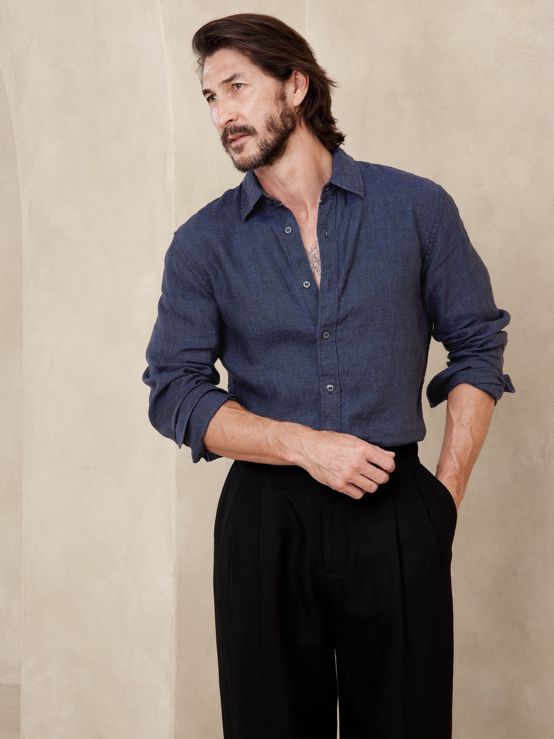 Banana Republic Navy Blue 100% Linen Castelletto Long Sleeve Shirt - Image 1 of 1